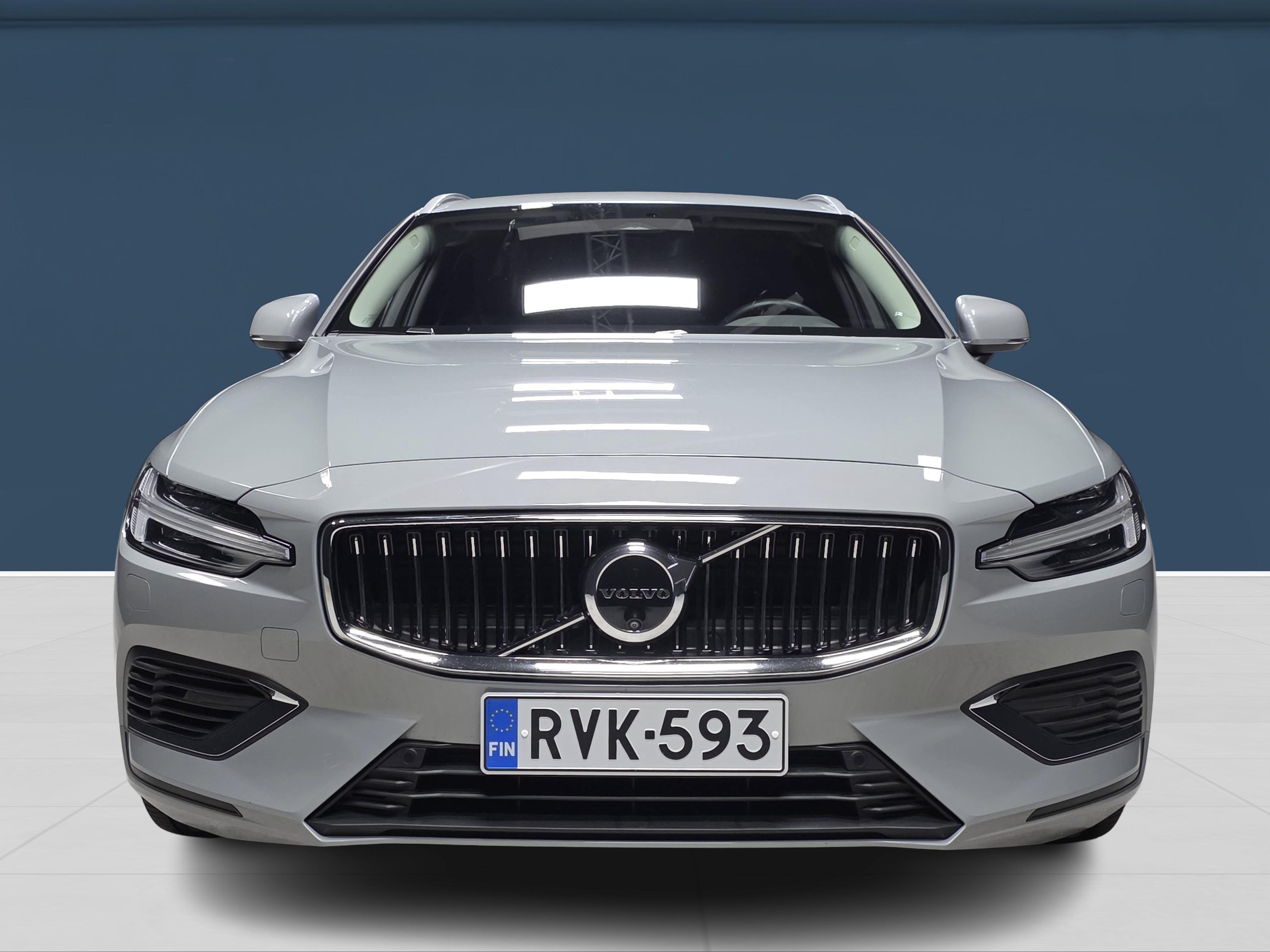 Volvo V60 2024, kuva 2/17