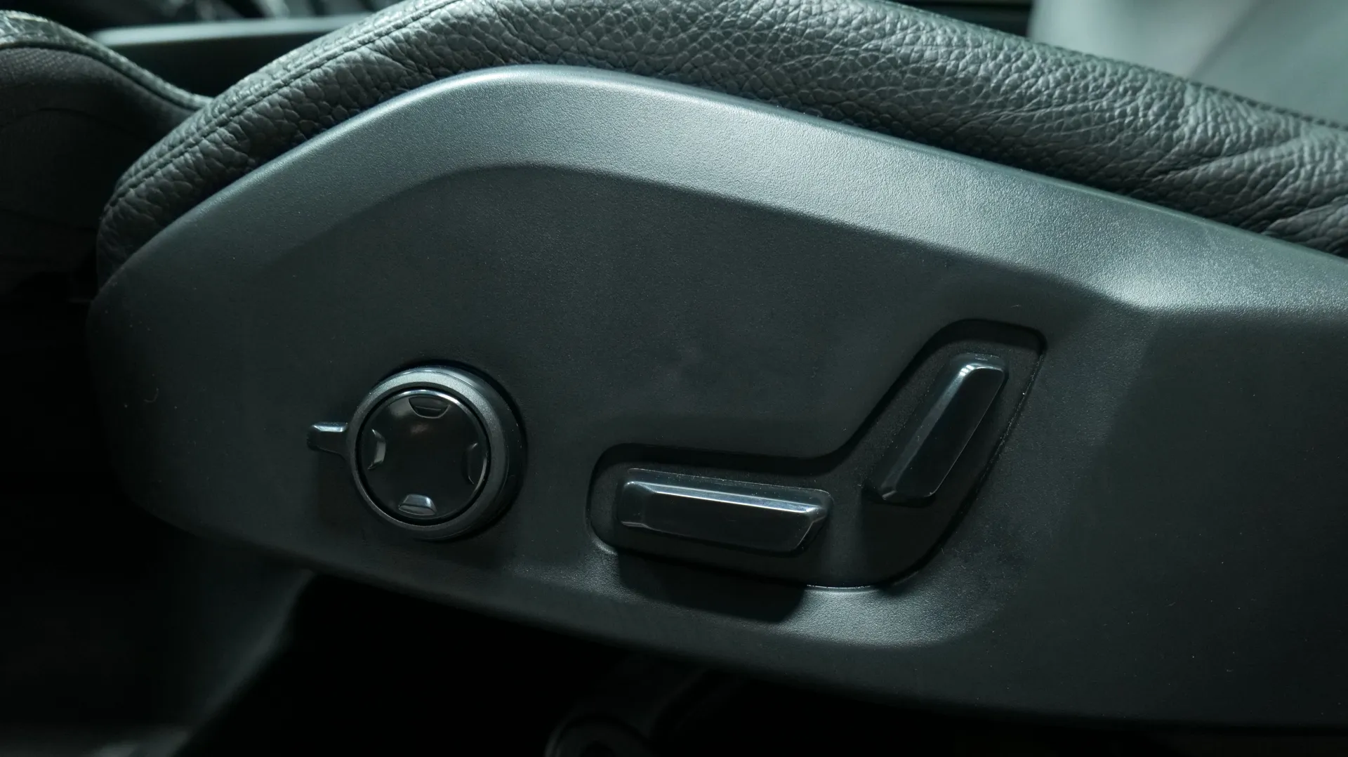 Autokuva 10 - RVL-717