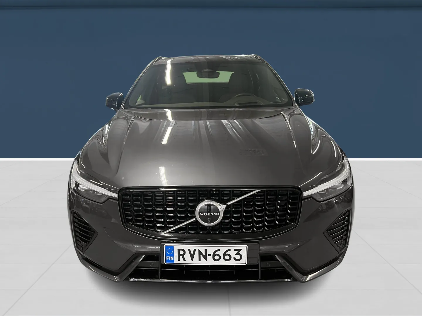 Autokuva 2 - RVN-663