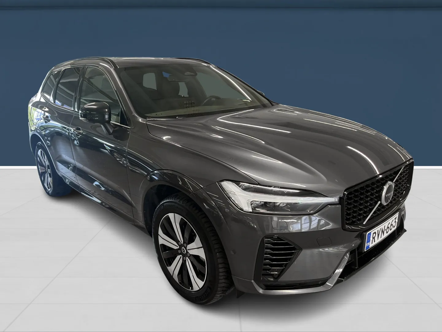 Autokuva 3 - RVN-663