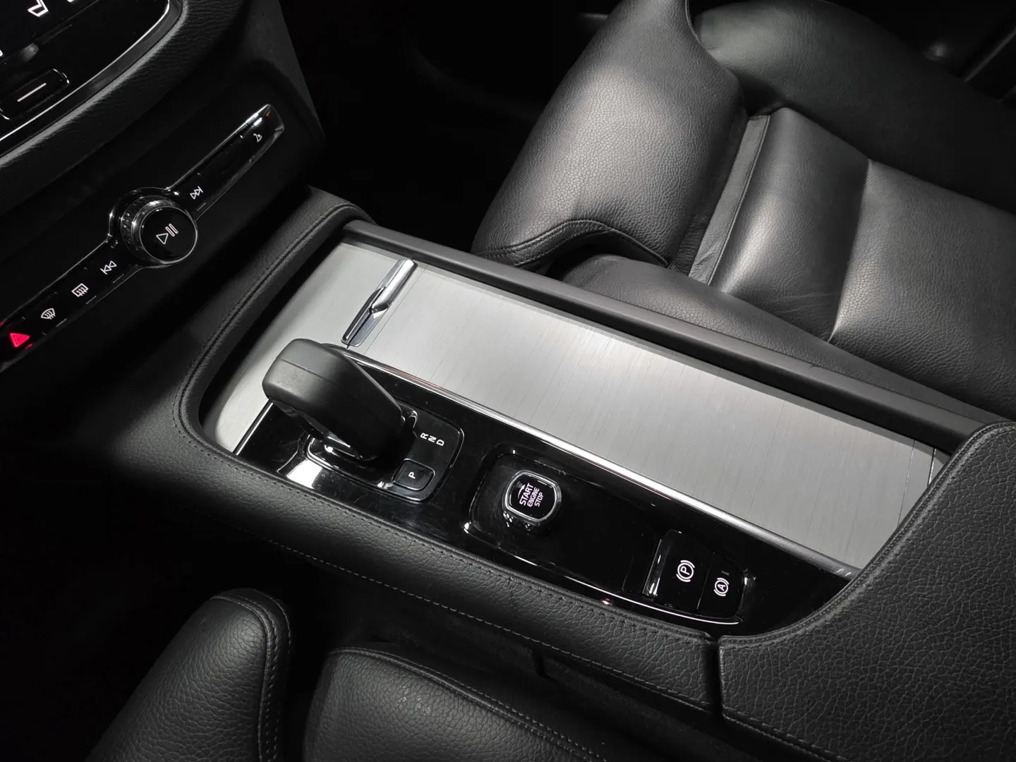 Autokuva 15 - RVP-322