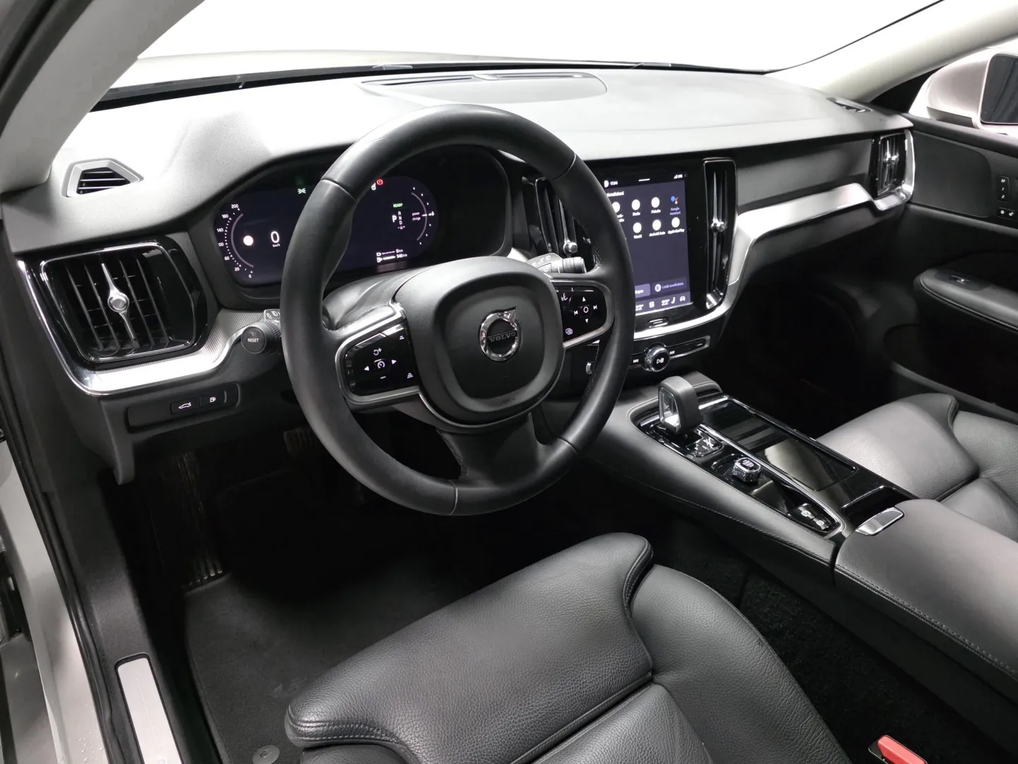 Autokuva 8 - RVR-495