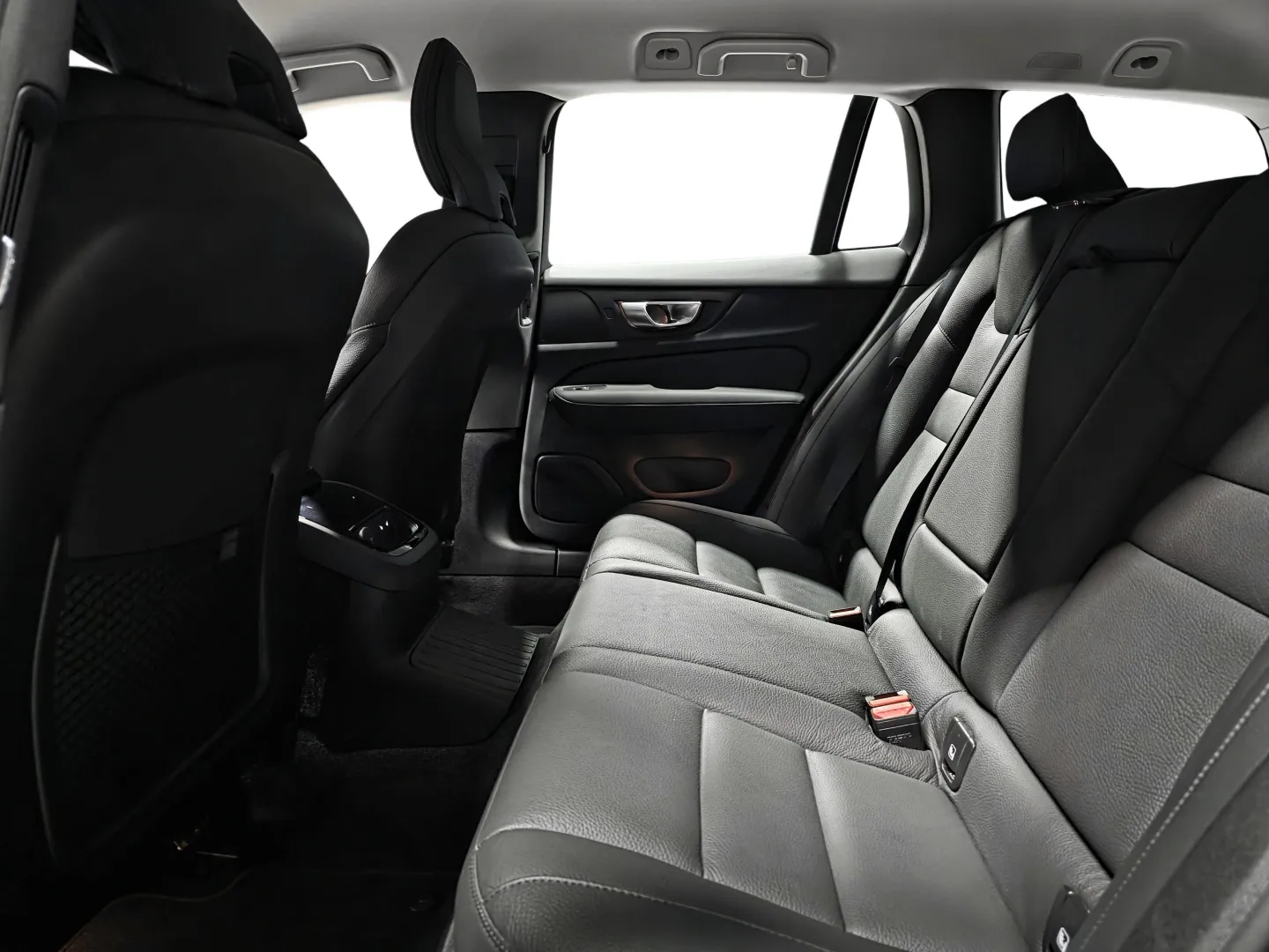 Autokuva 9 - RVS-195