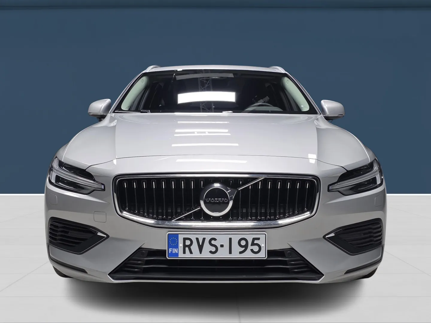 Autokuva 2 - RVS-195