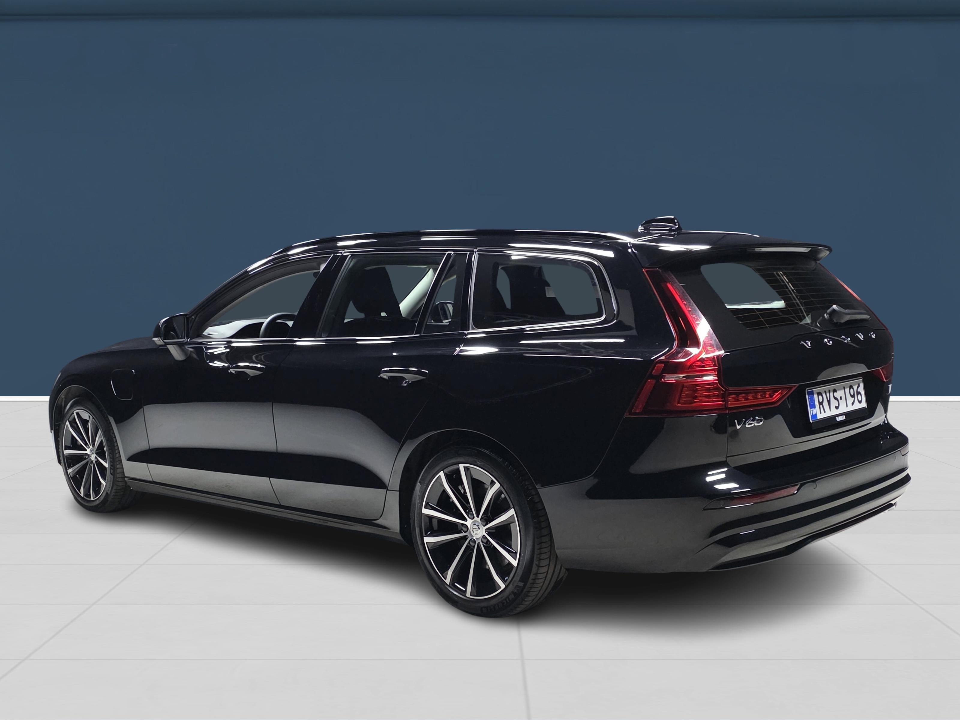Volvo V60 2024, kuva 6/17