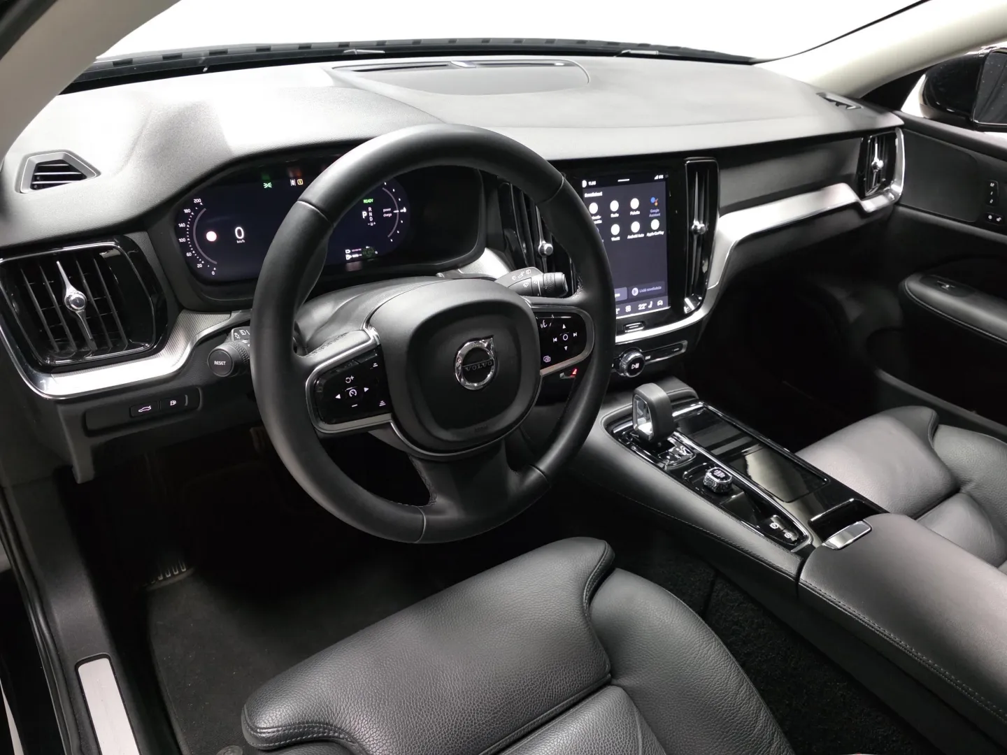 Autokuva 8 - RVS-196