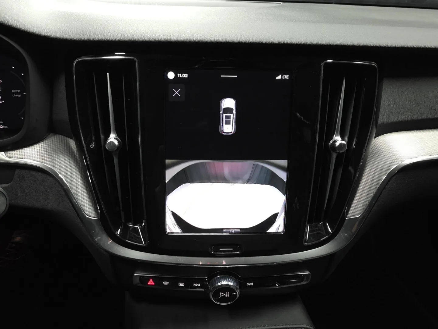 Autokuva 13 - RVS-196