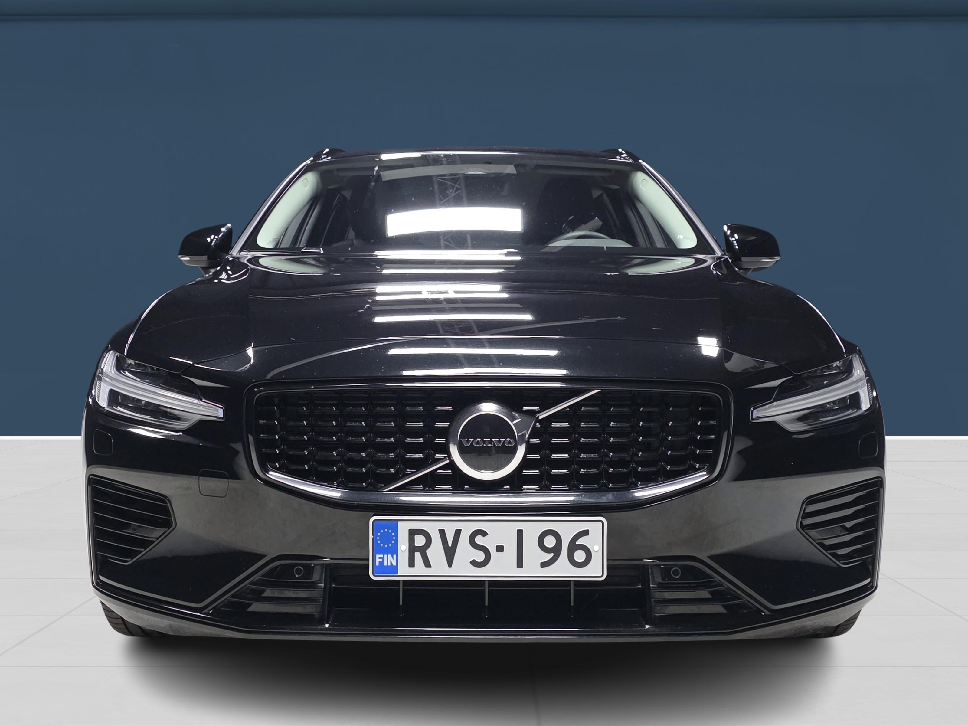Volvo V60 2024, kuva 2/17
