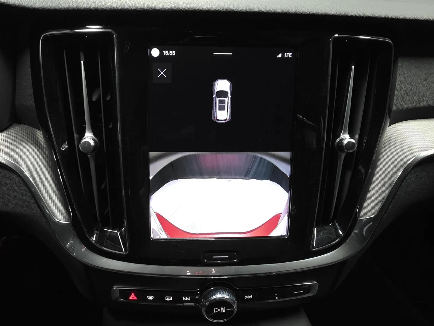 Autokuva 13 - RVS-204