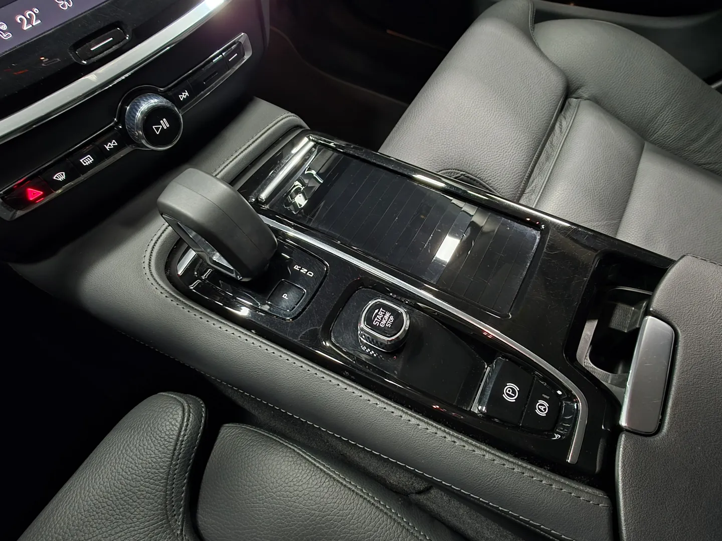 Autokuva 14 - RVS-204