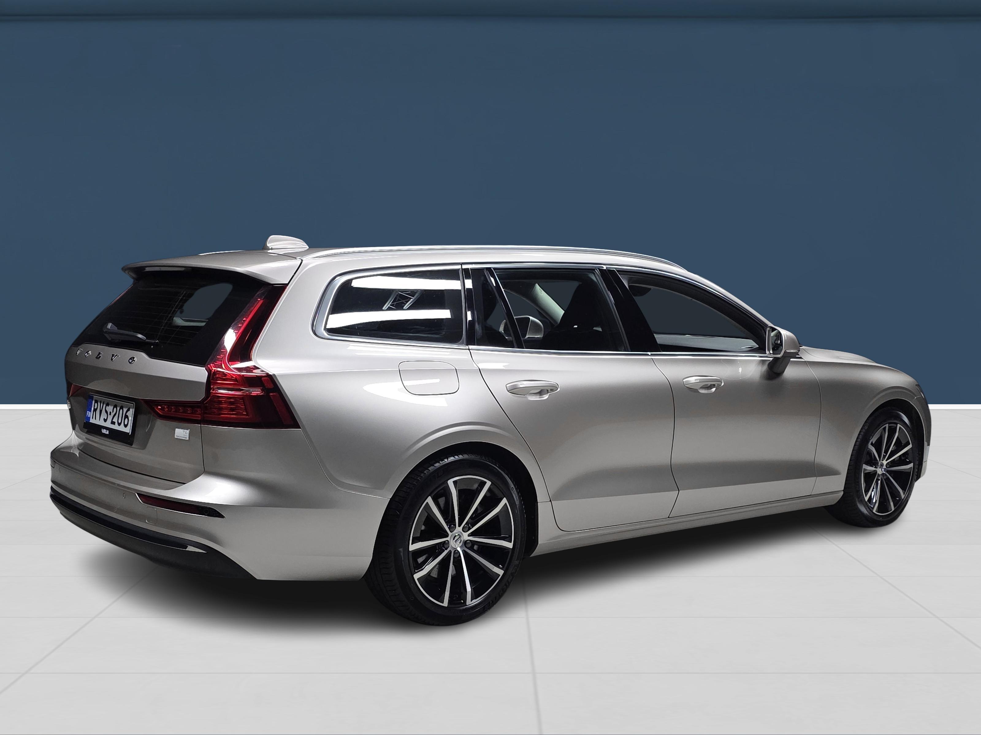 Volvo V60 2024, kuva 4/16