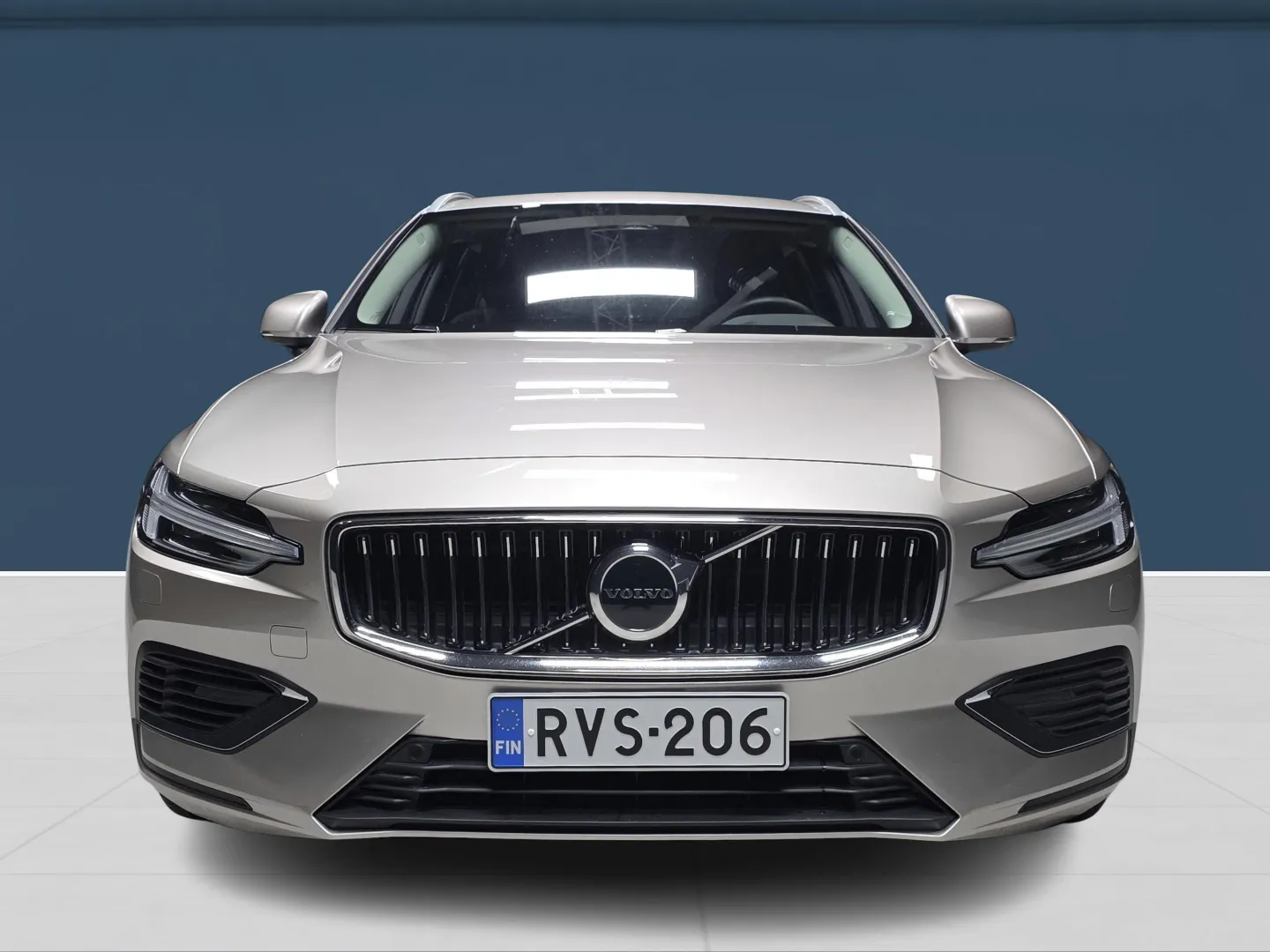 Autokuva 2 - RVS-206