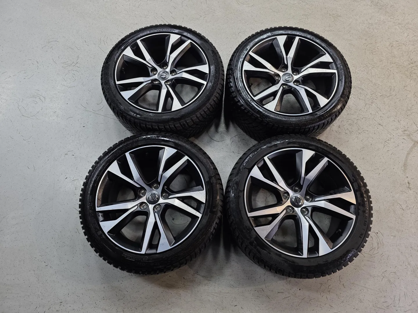 Autokuva 12 - RVS-208