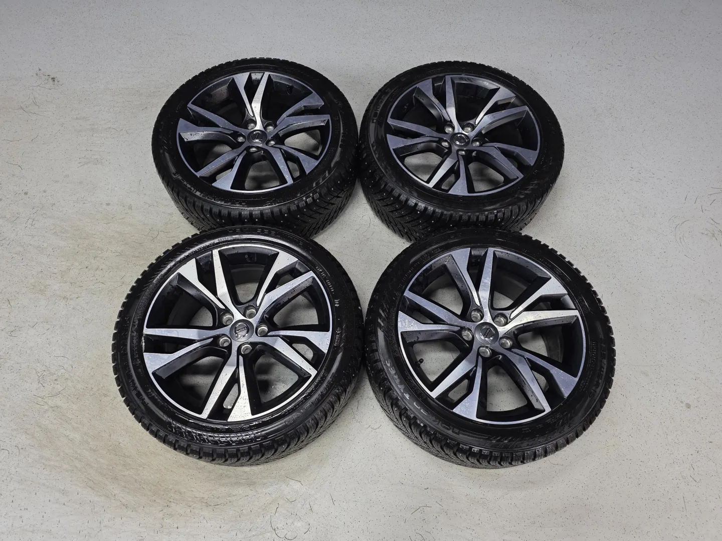 Autokuva 12 - RVS-211