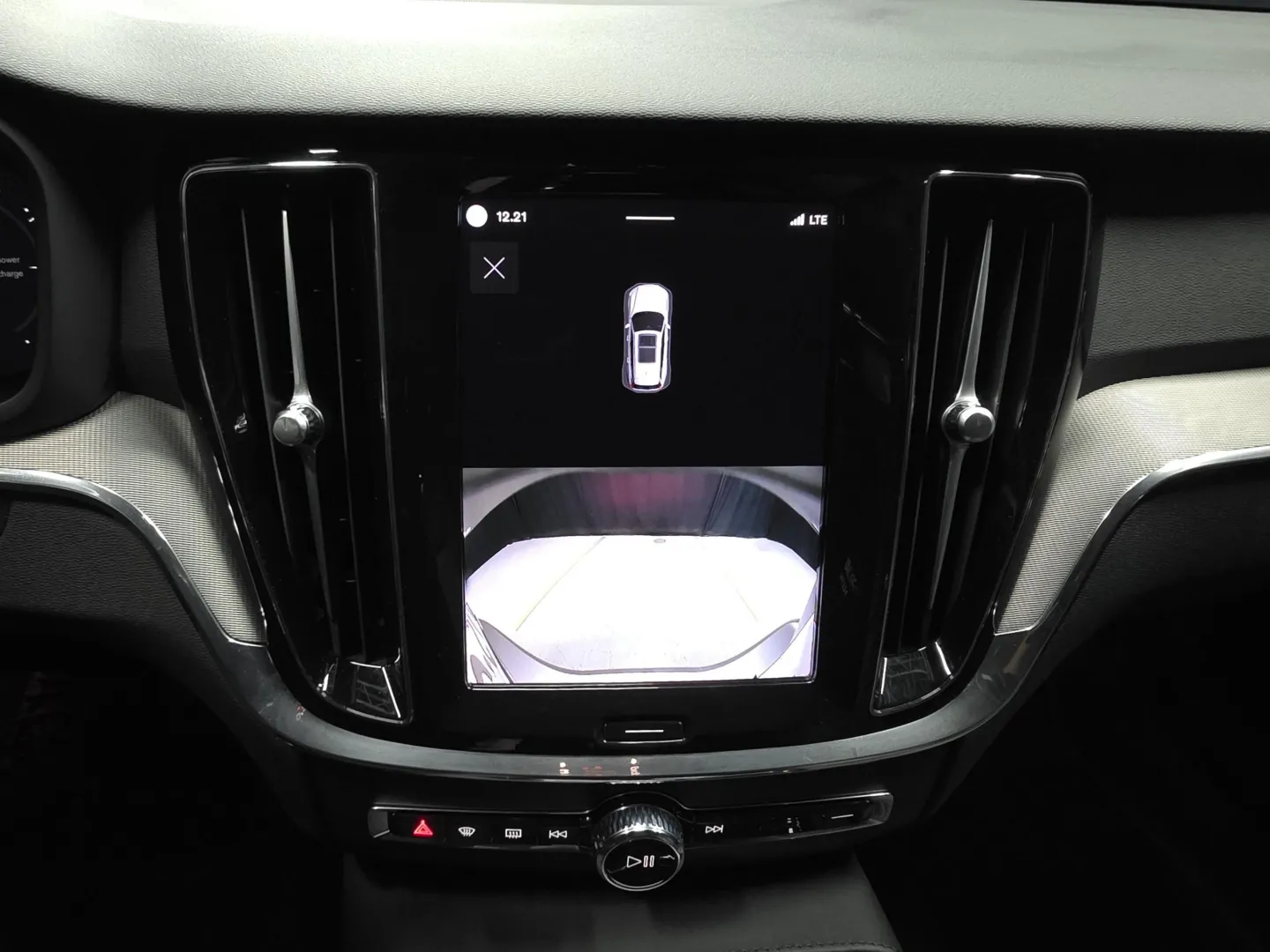 Autokuva 13 - RVS-211