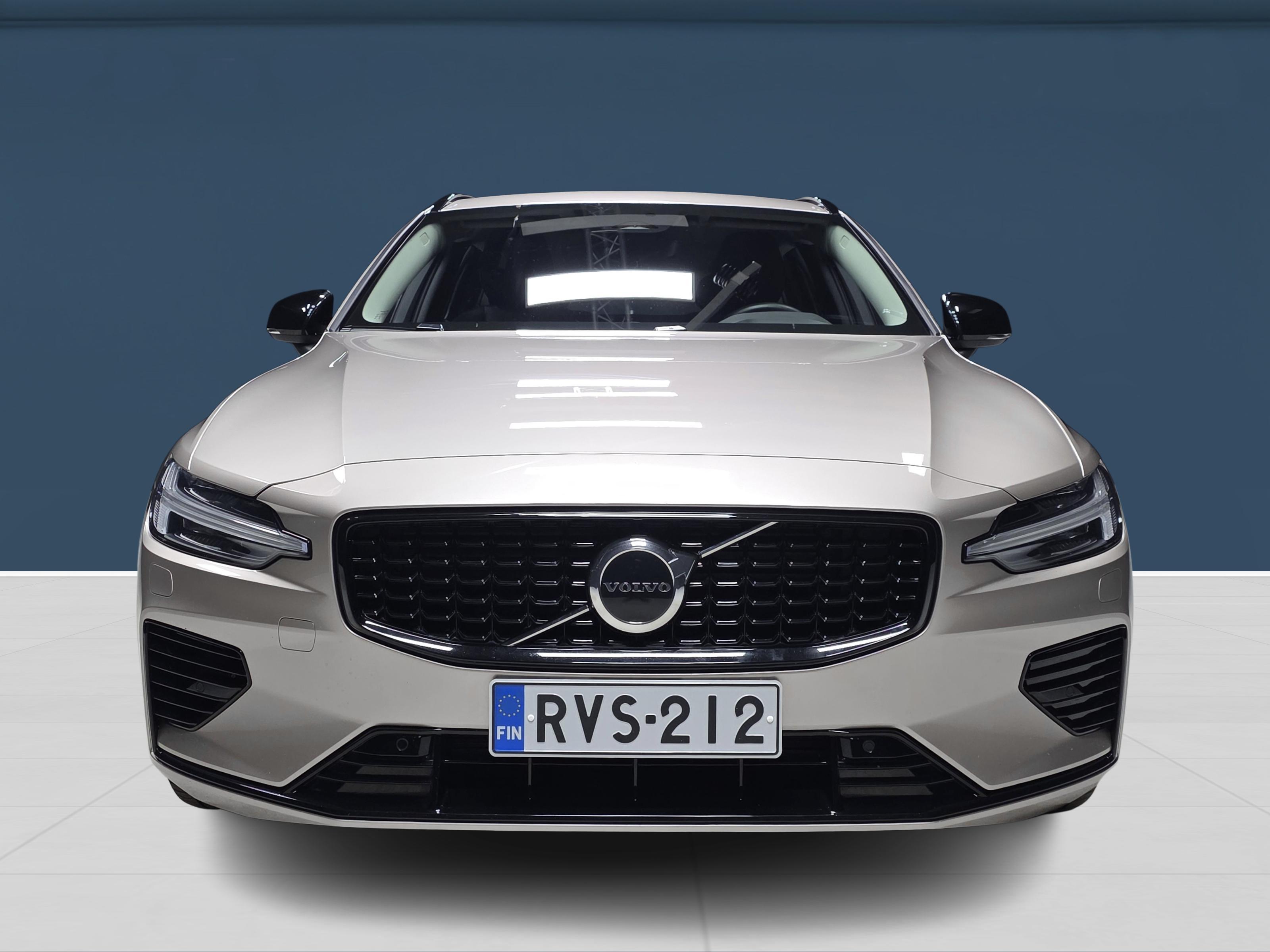Volvo V60 2024, kuva 2/17