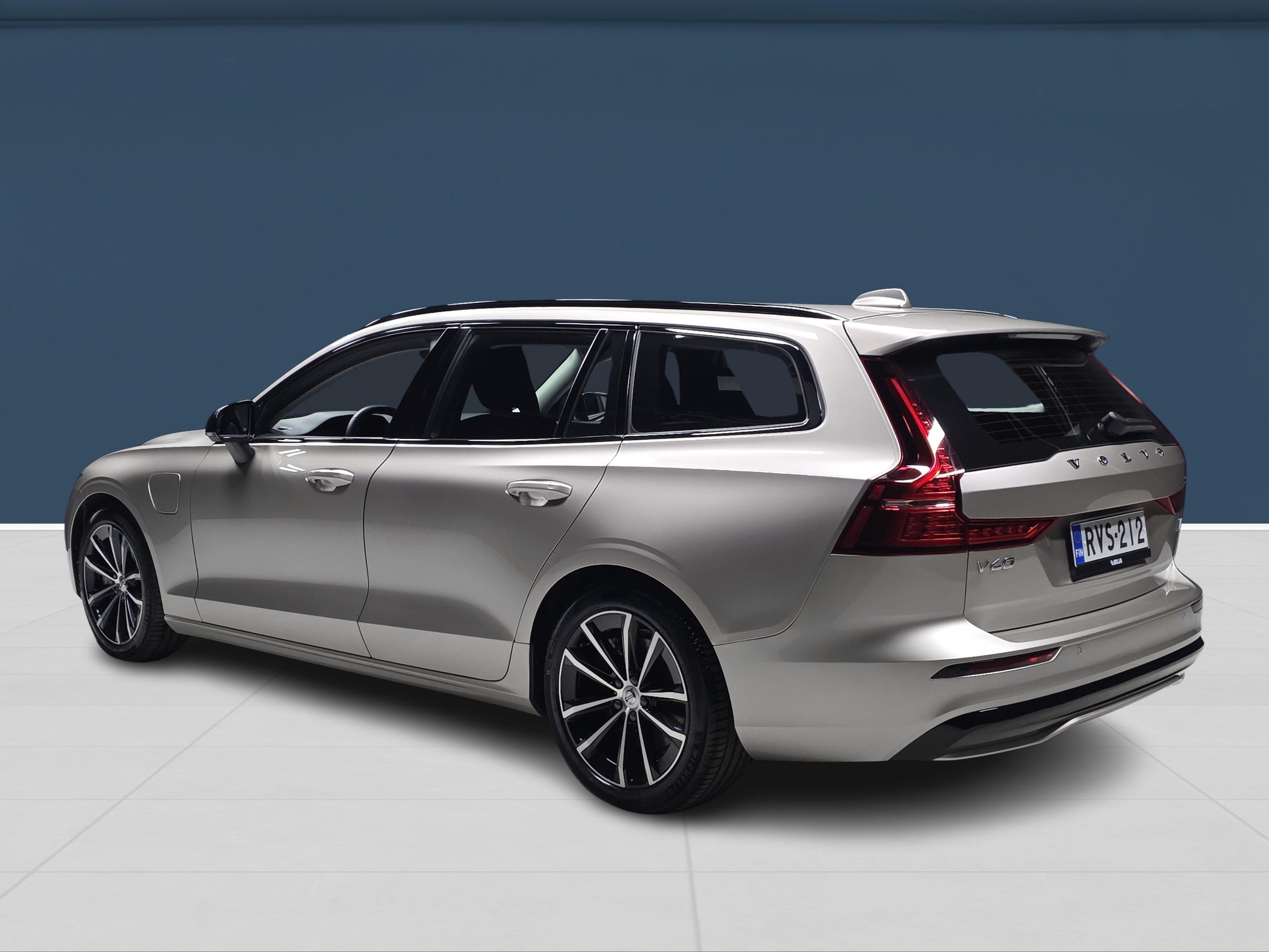 Volvo V60 2024, kuva 6/17