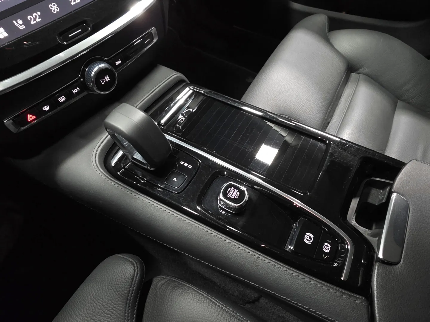 Autokuva 14 - RVS-212