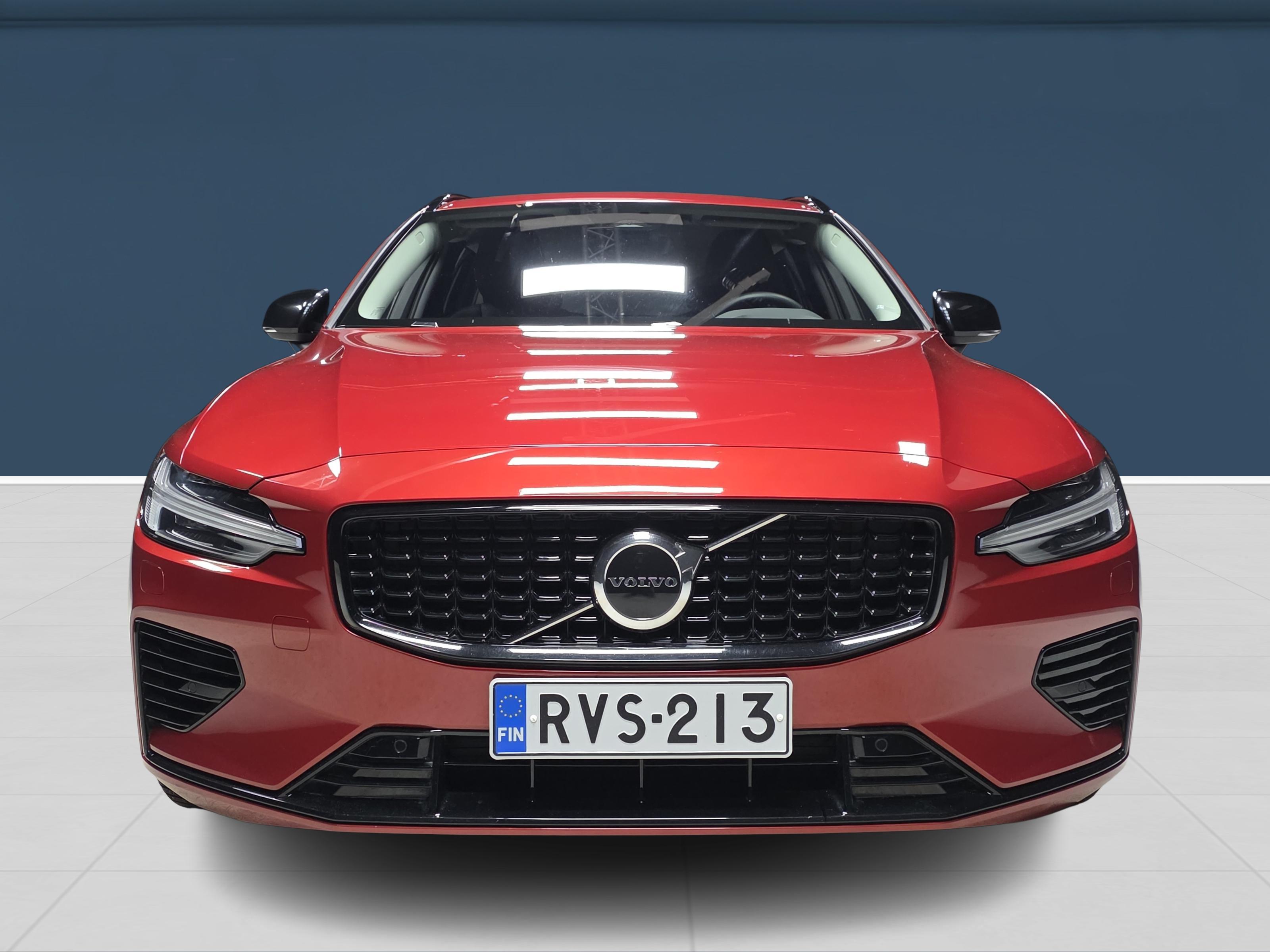 Volvo V60 2024, kuva 2/15