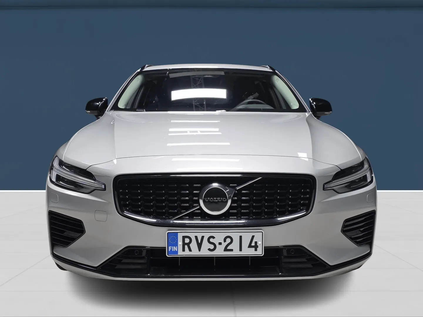 Autokuva 2 - RVS-214