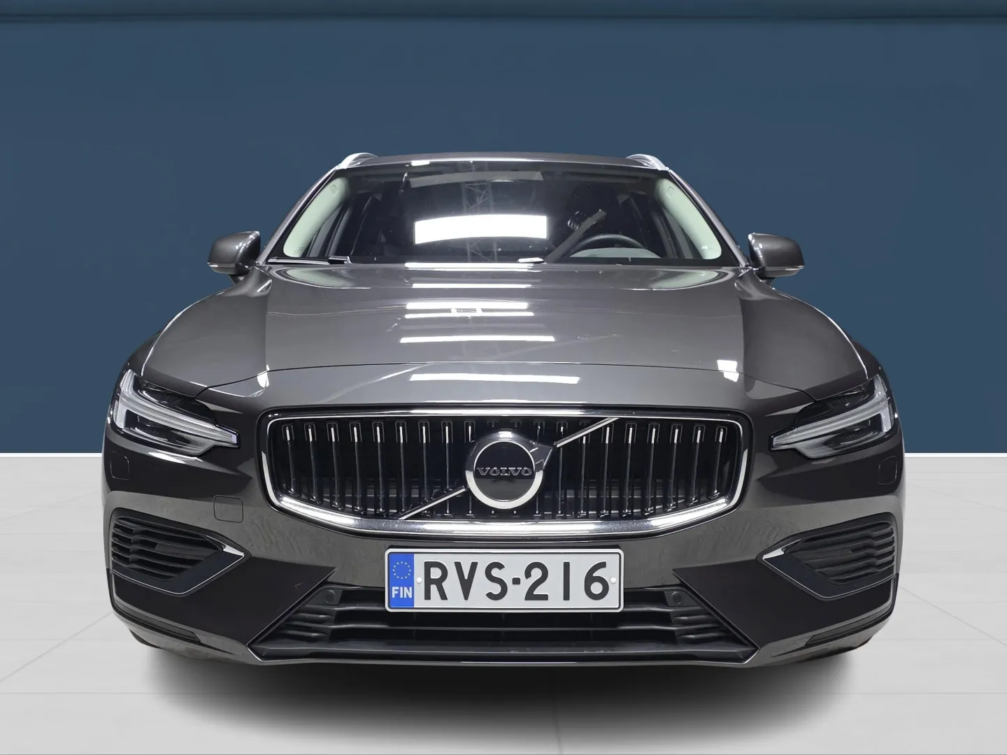 Autokuva 2 - RVS-216