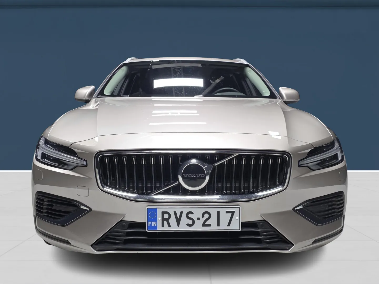 Autokuva 2 - RVS-217