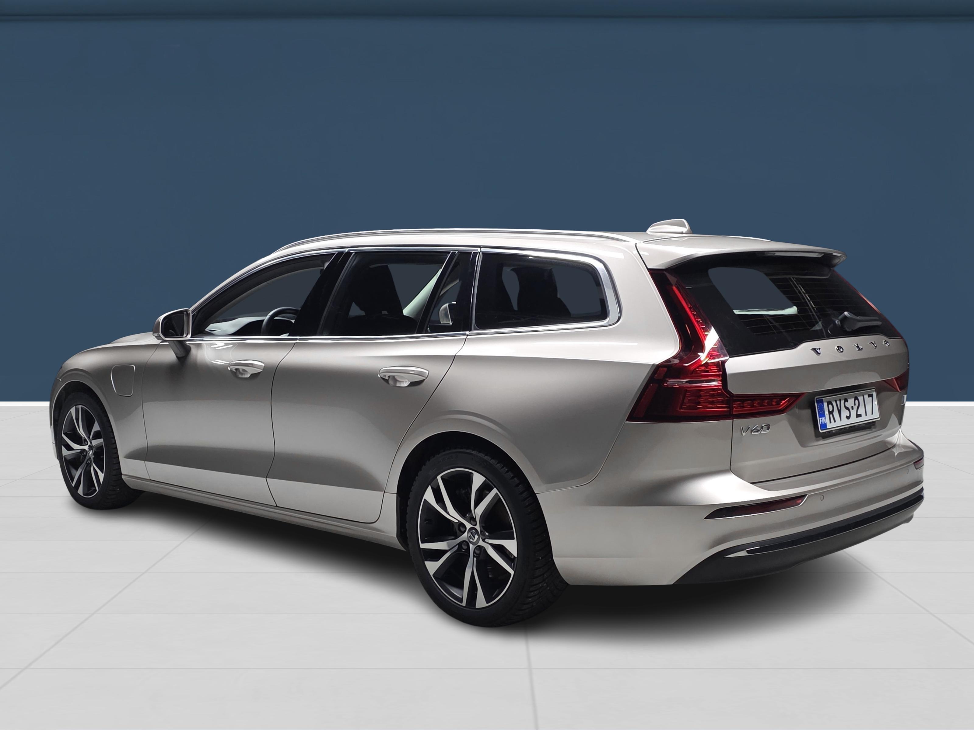 Volvo V60 2024, kuva 6/17
