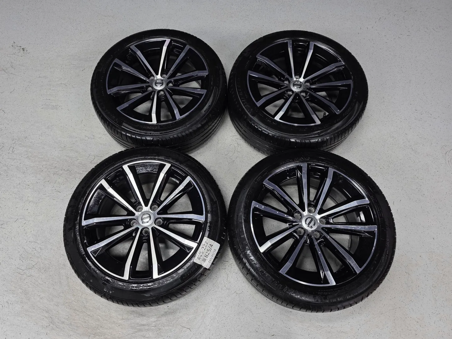 Autokuva 12 - RVS-222