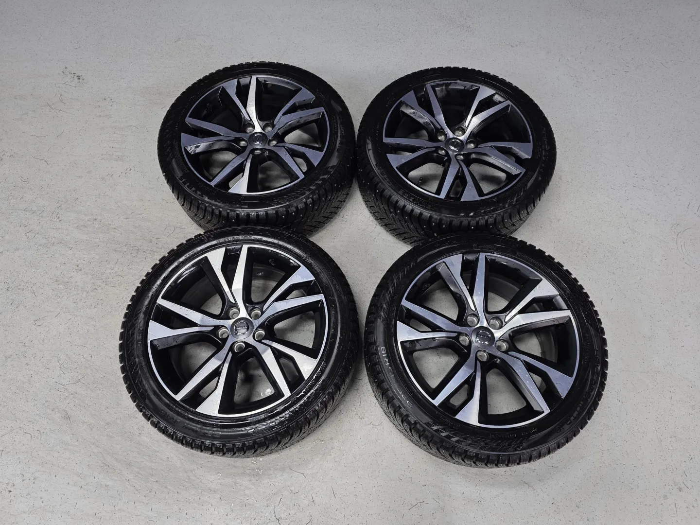 Autokuva 12 - RVS-611