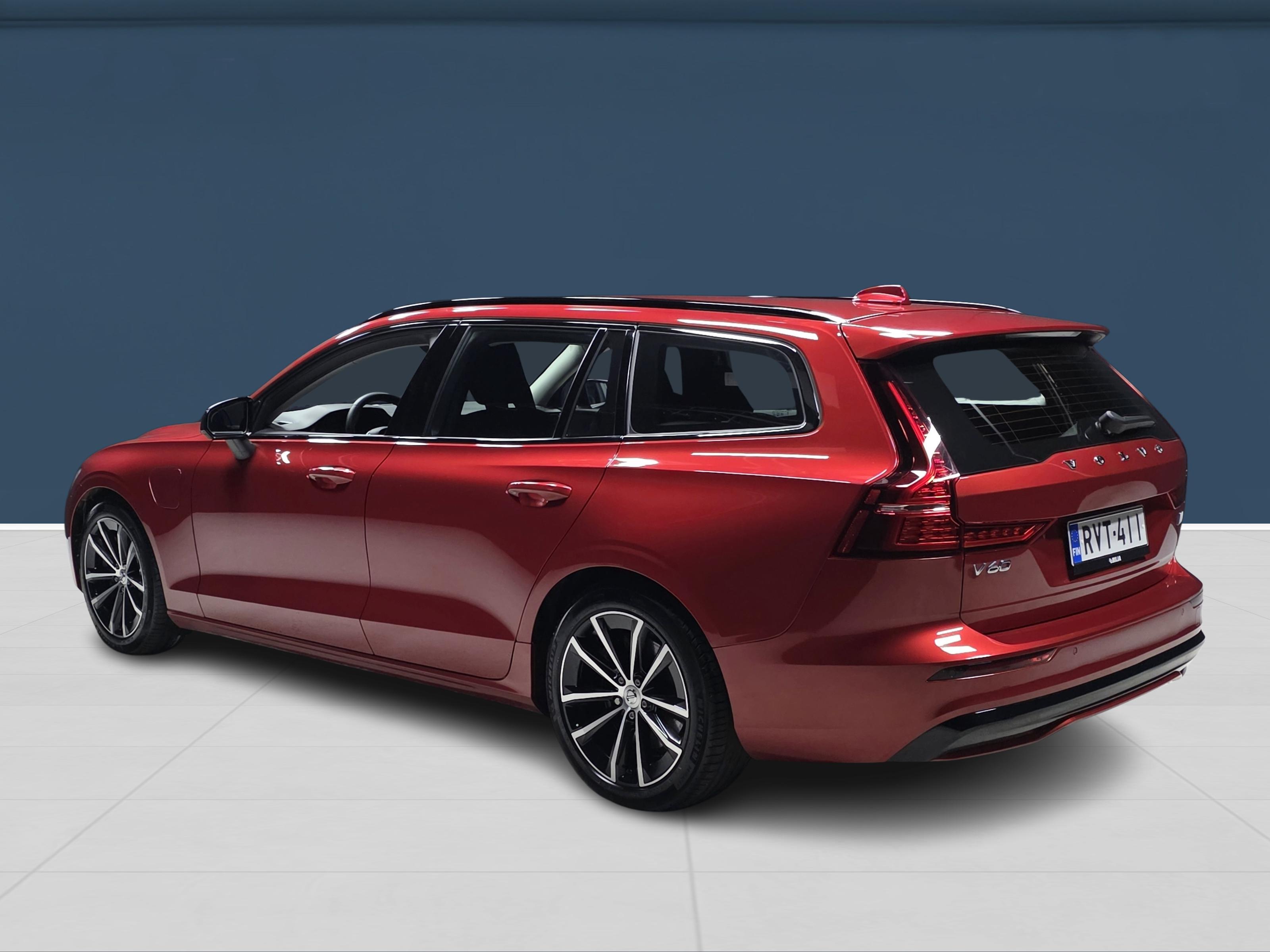Volvo V60 2024, kuva 6/17