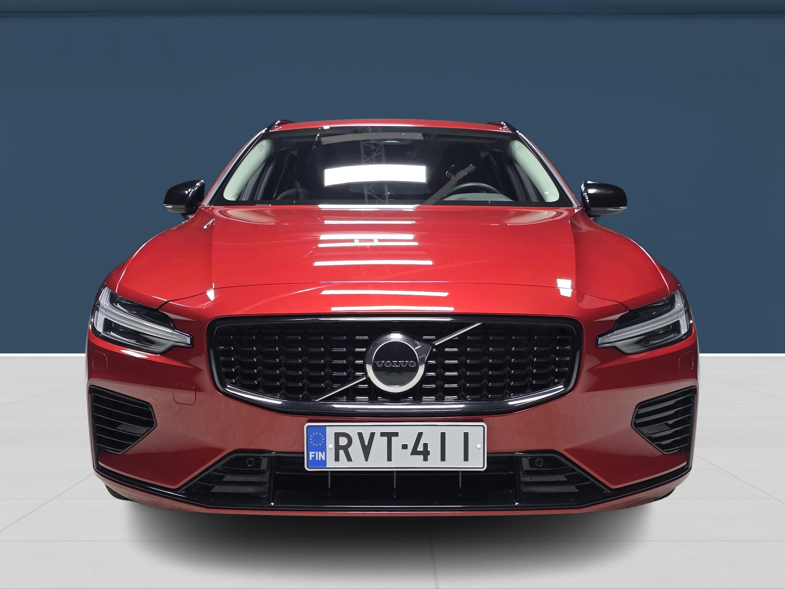 Volvo V60 2024, kuva 2/17