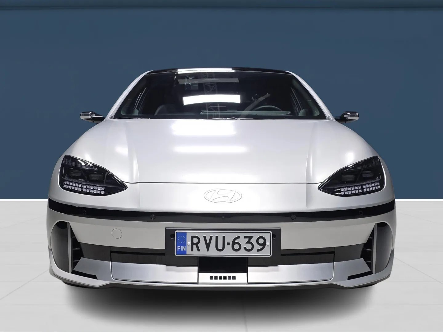 Autokuva 2 - RVU-639