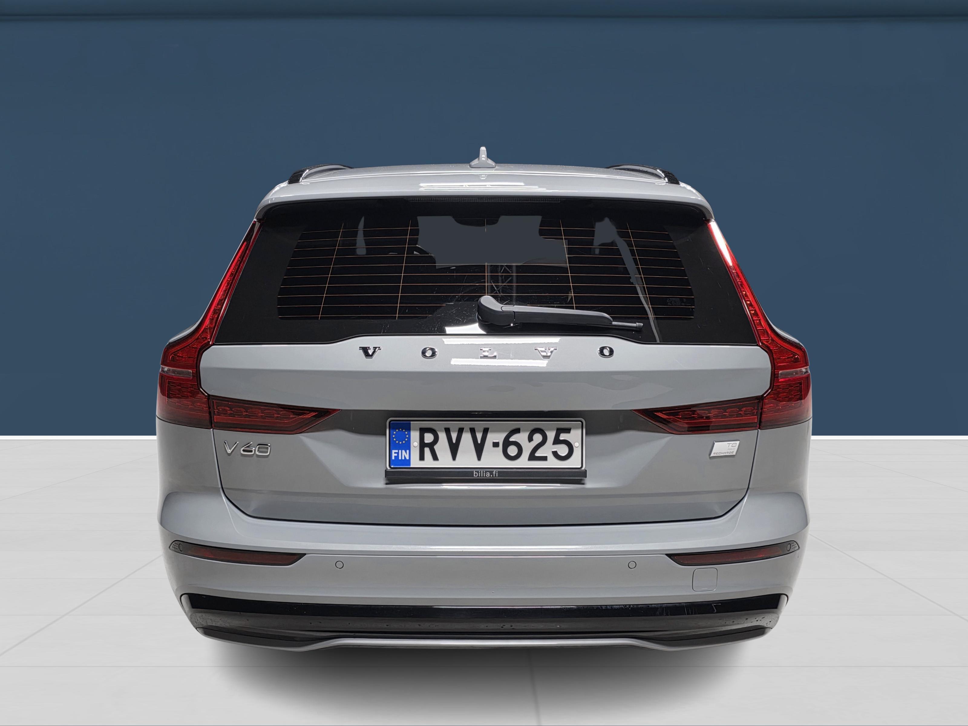 Volvo V60 2024, photo 5/17
