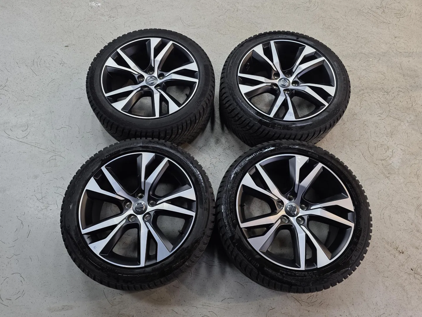 Autokuva 12 - RVX-515