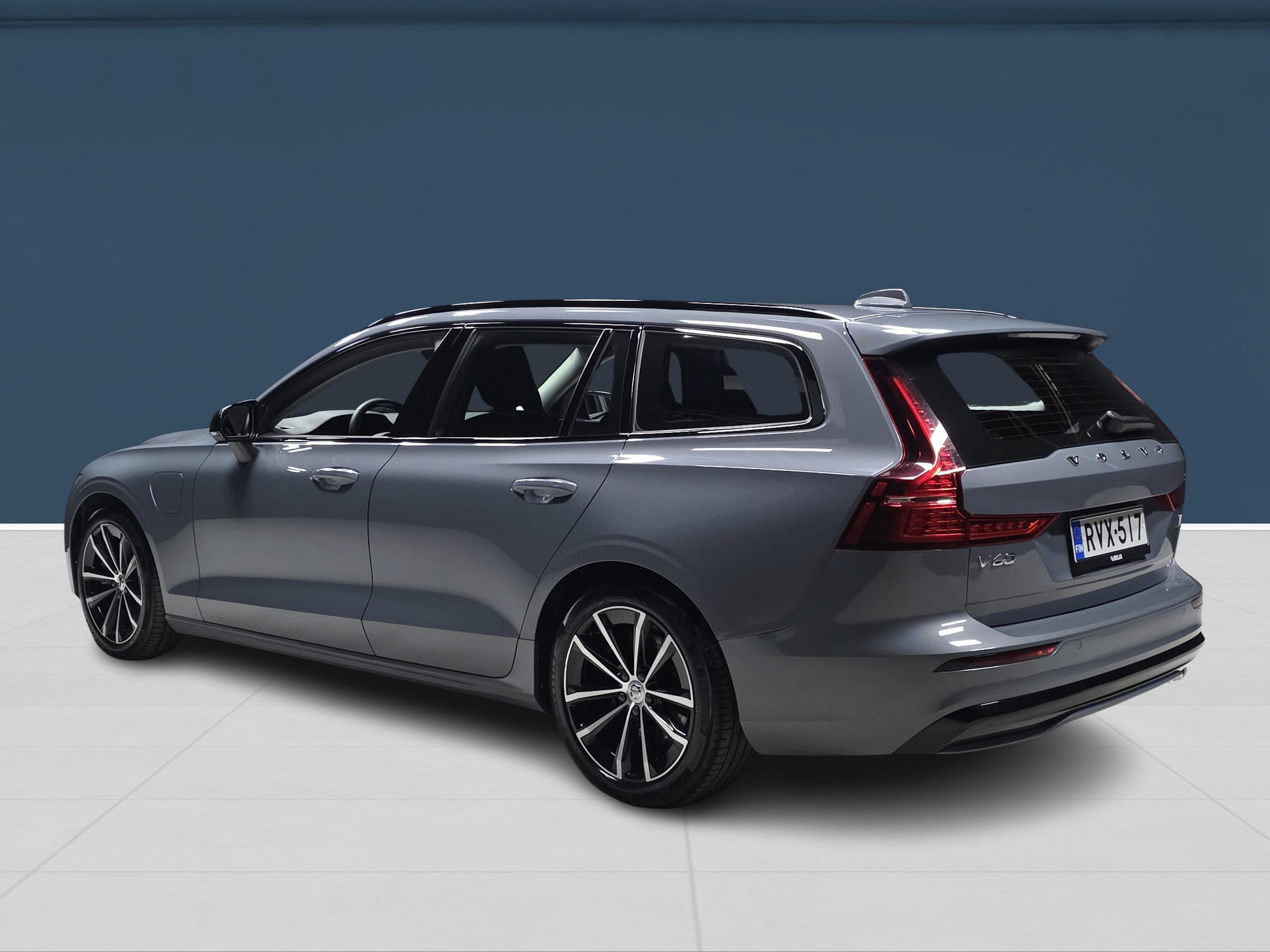 Volvo V60 2024, kuva 6/17