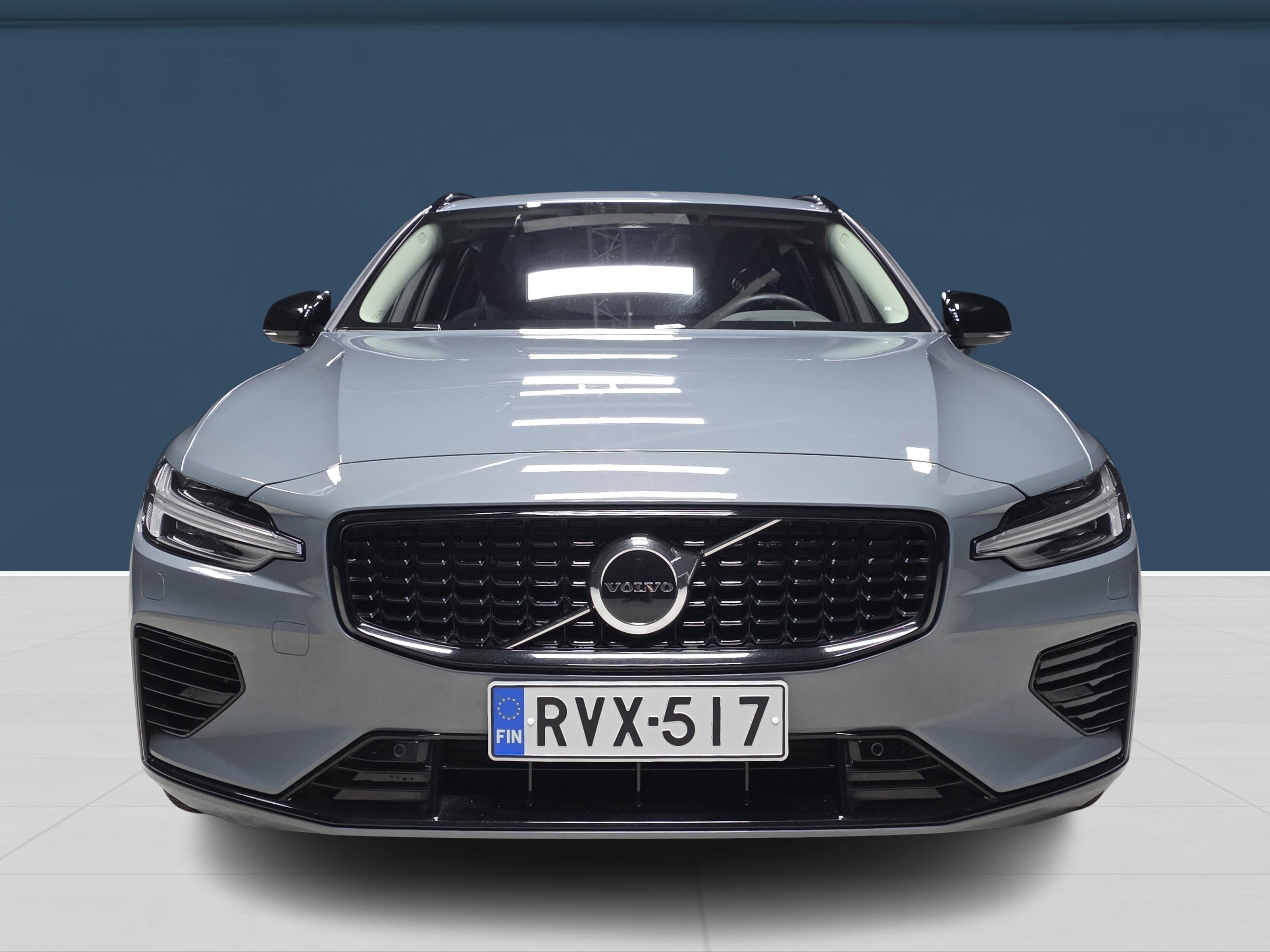 Volvo V60 2024, kuva 2/17