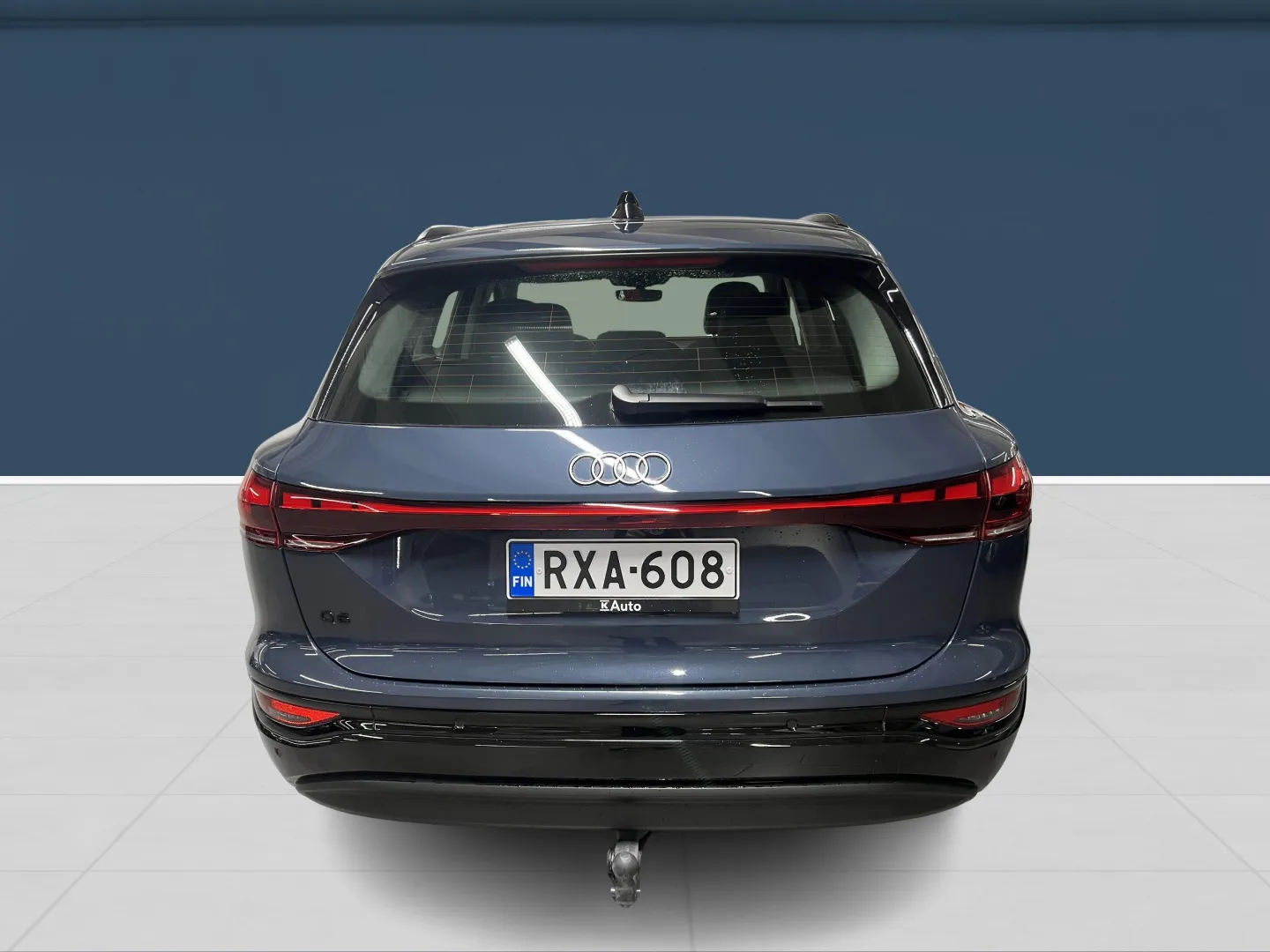 Autokuva 8 - RXA-608