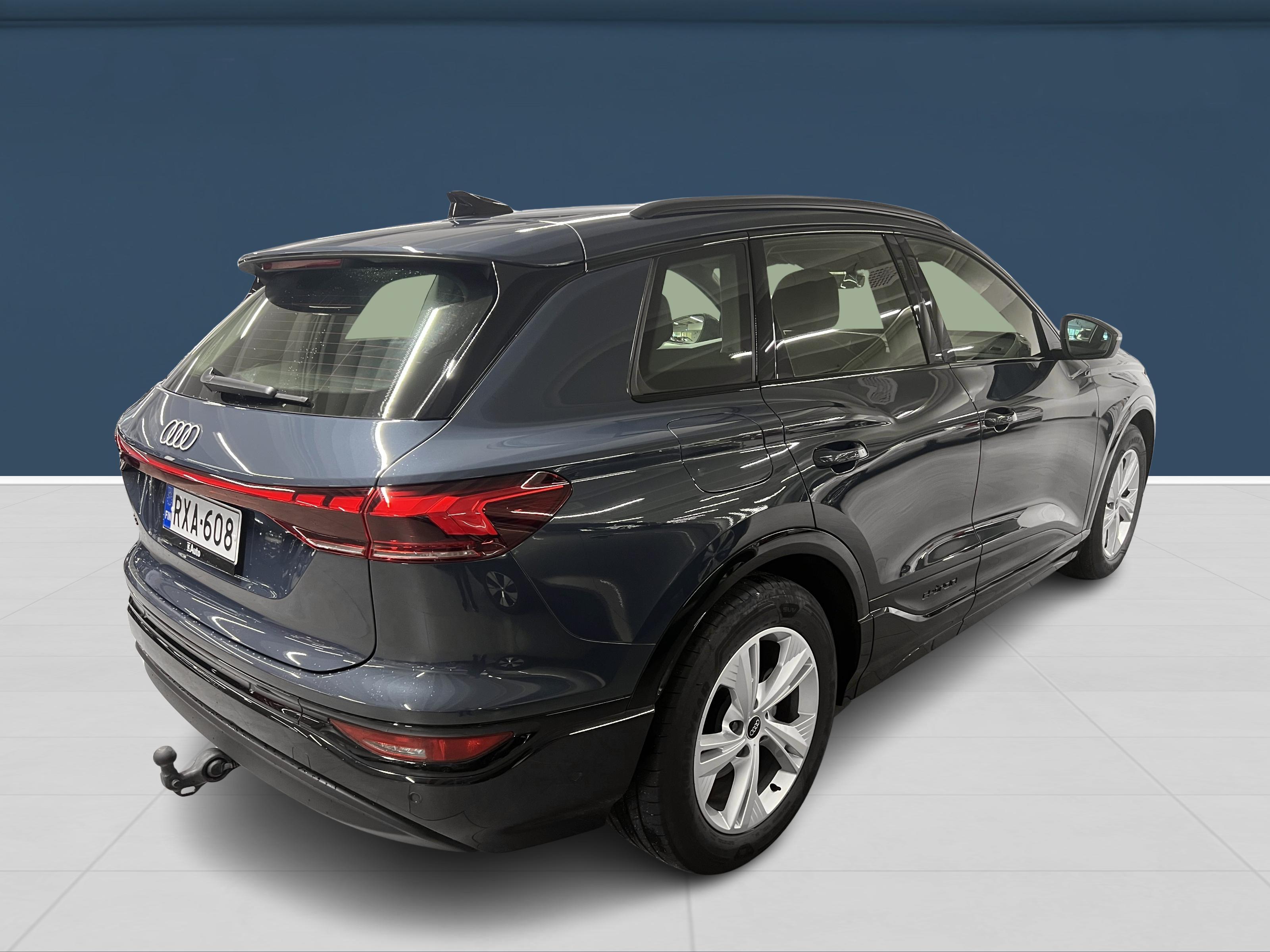 Audi Q6 e-tron performance 2025, photo 6/18