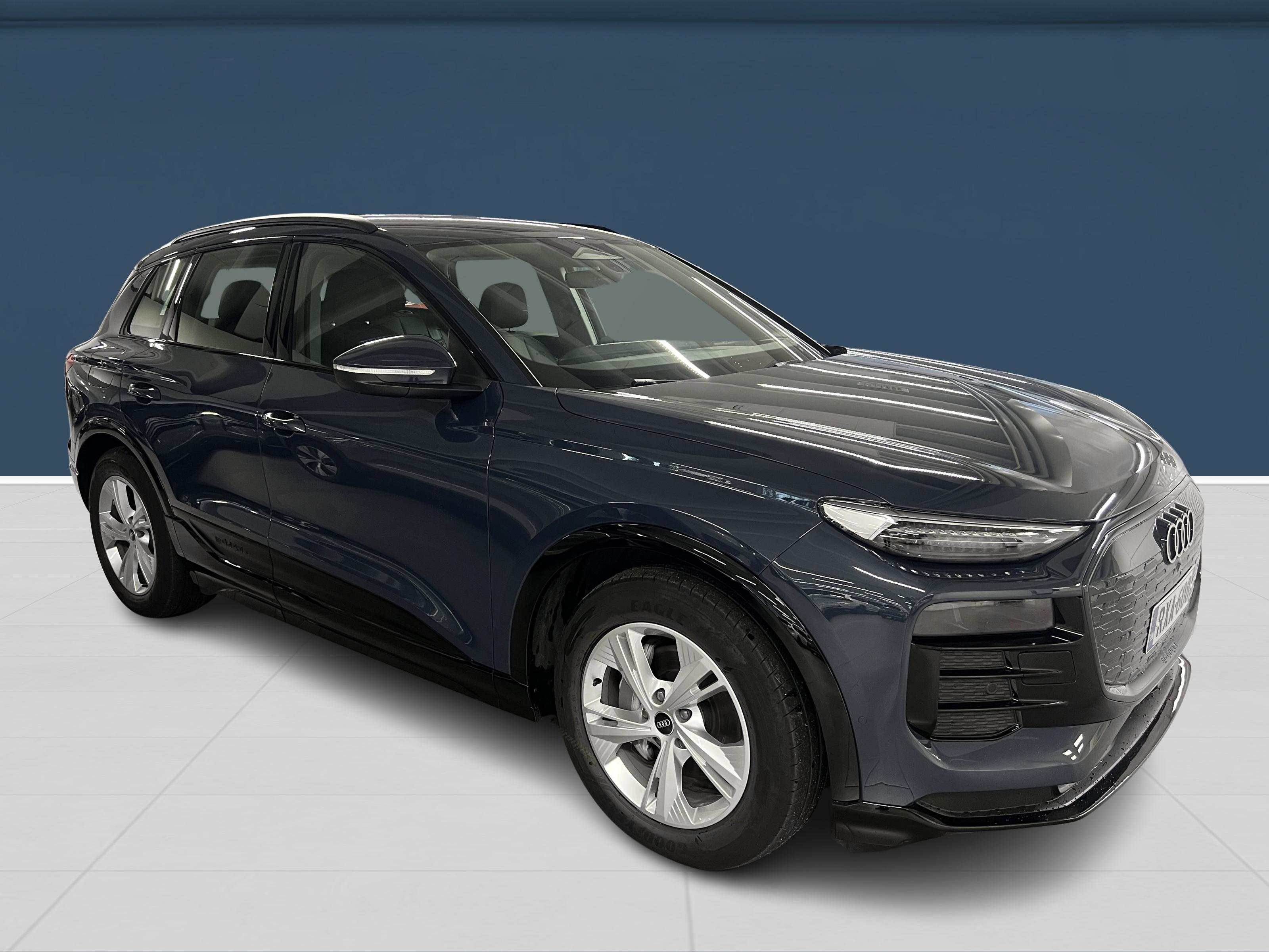 Audi Q6 e-tron performance 2025, photo 4/18