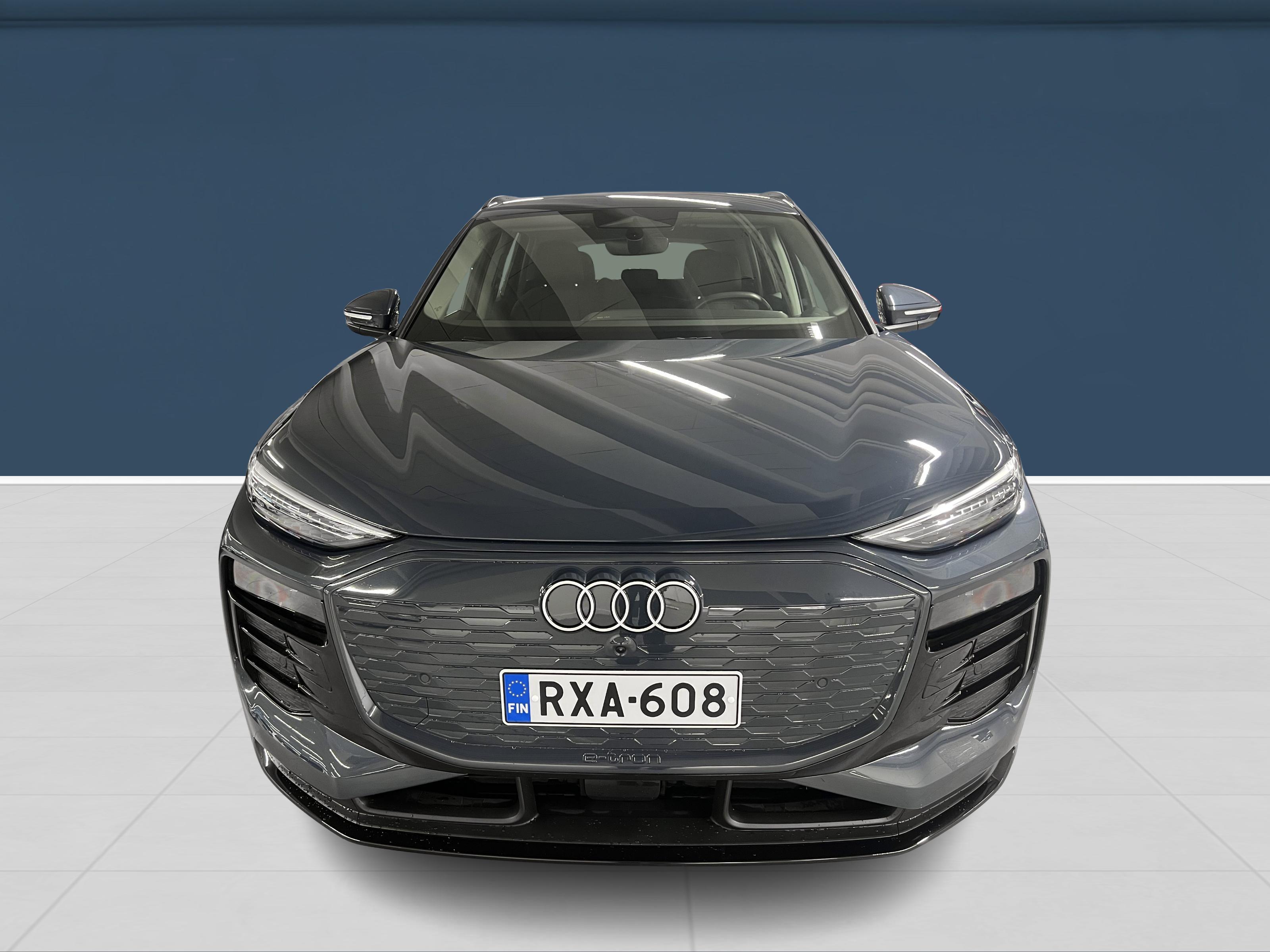 Audi Q6 e-tron performance 2025, photo 2/18