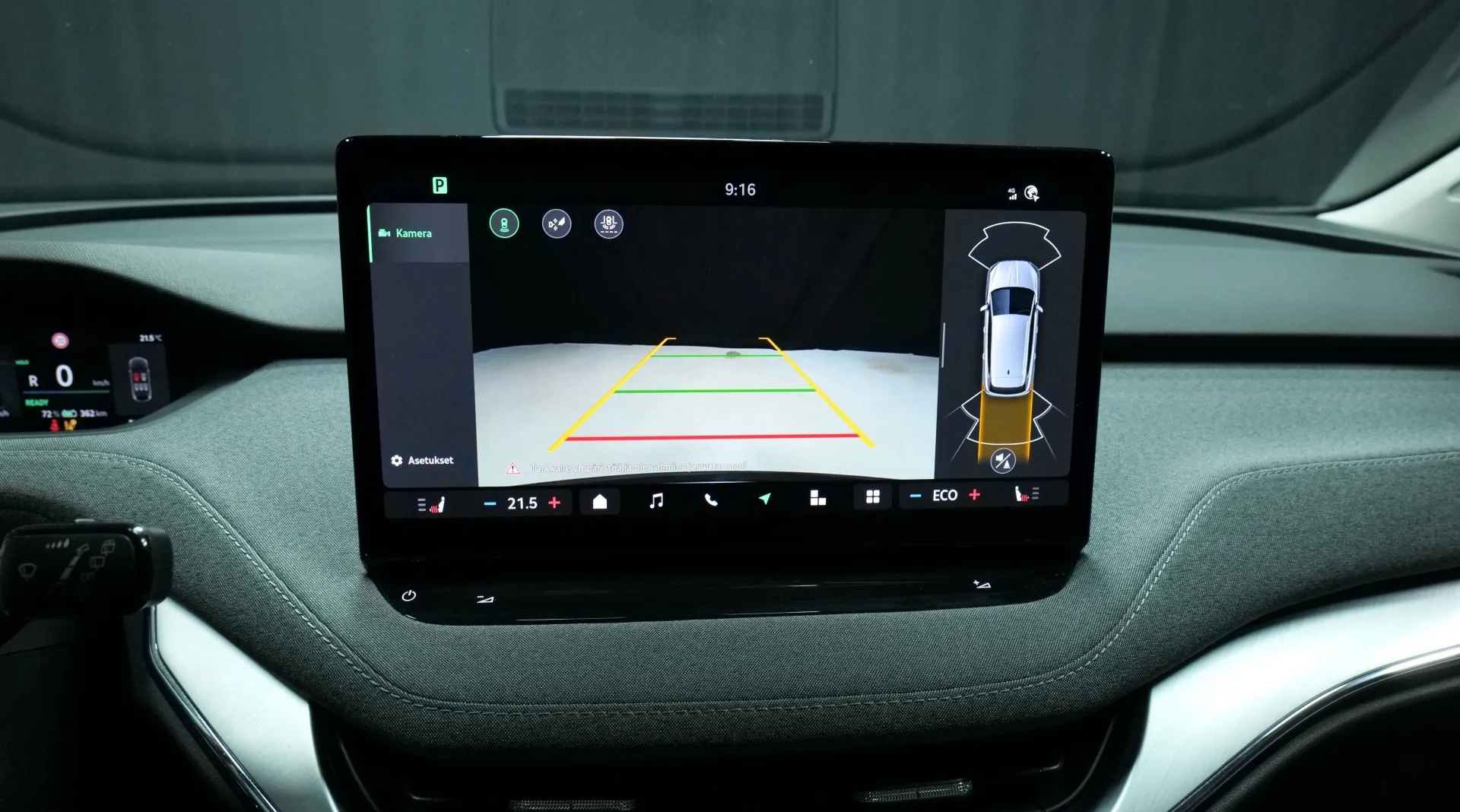 Autokuva 7 - RXA-731