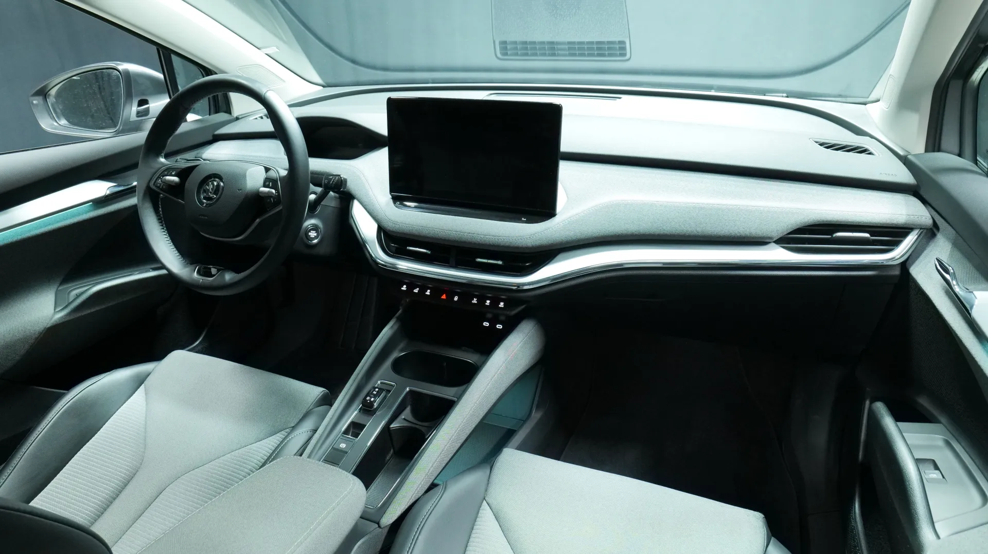 Autokuva 18 - RXA-731