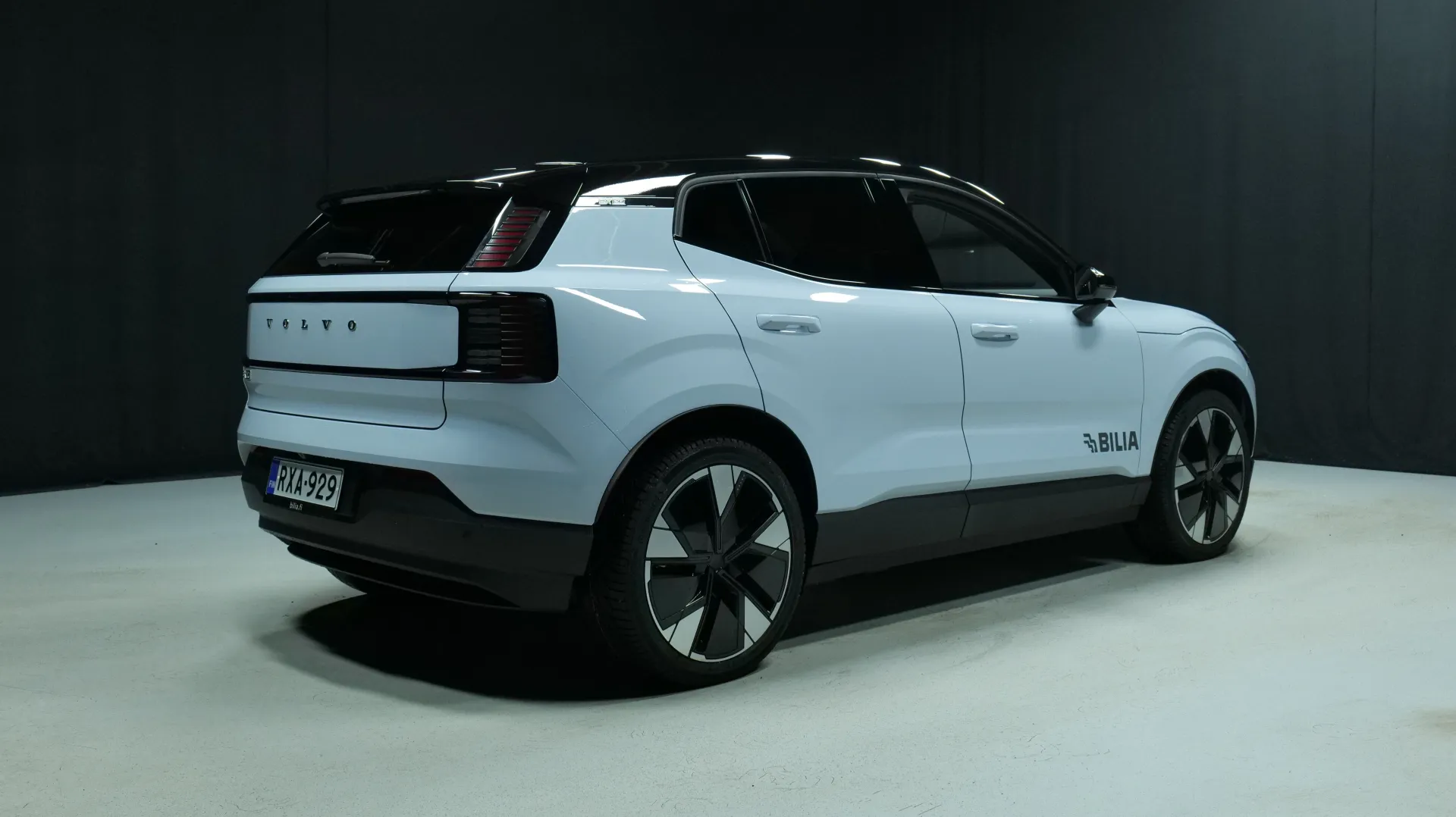 Autokuva 3 - RXA-929