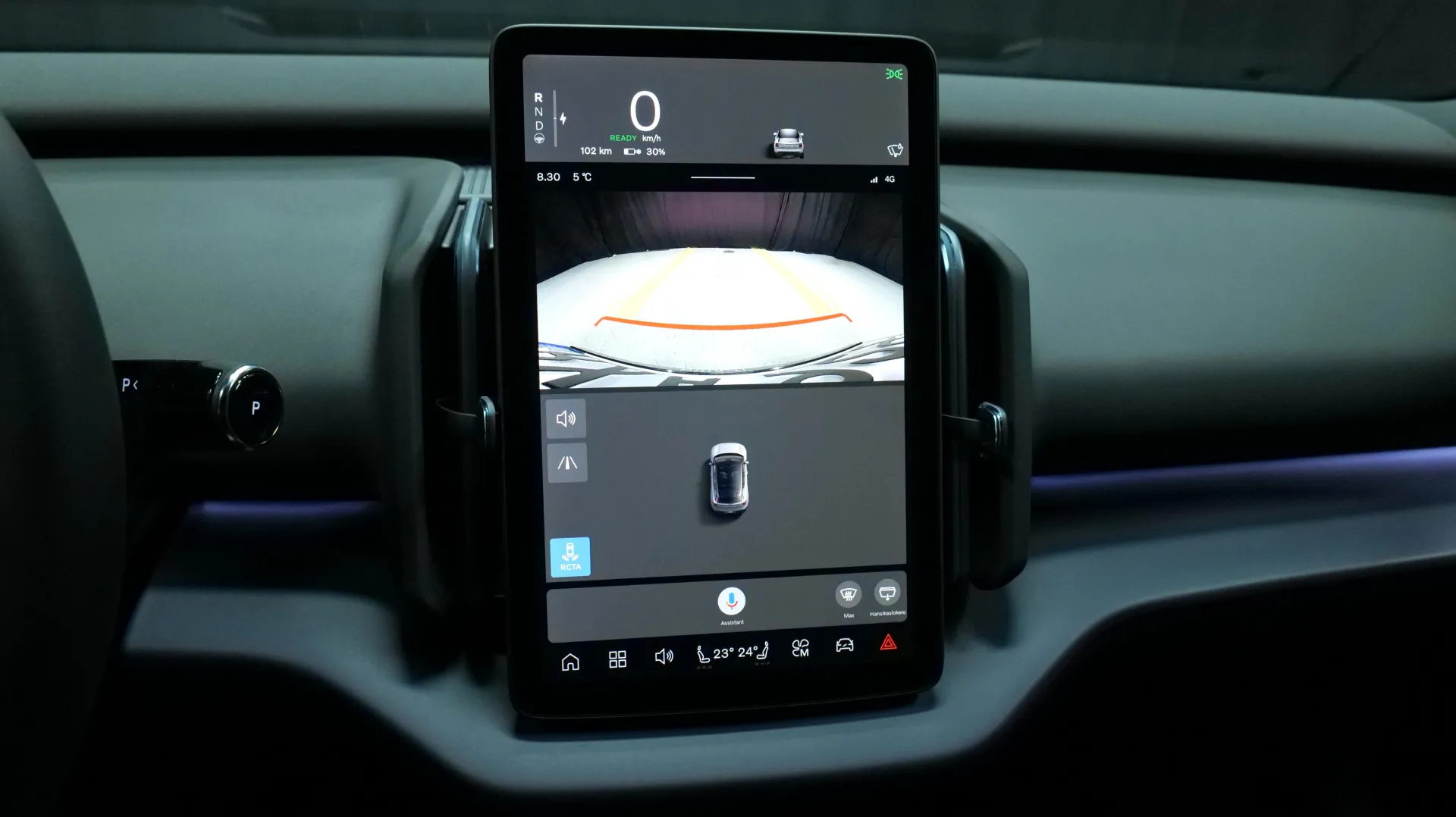 Autokuva 6 - RXA-929