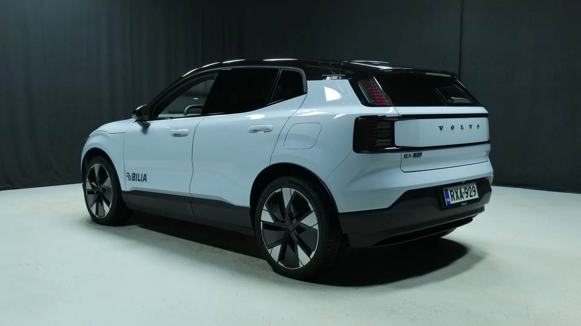 Autokuva 2 - RXA-929