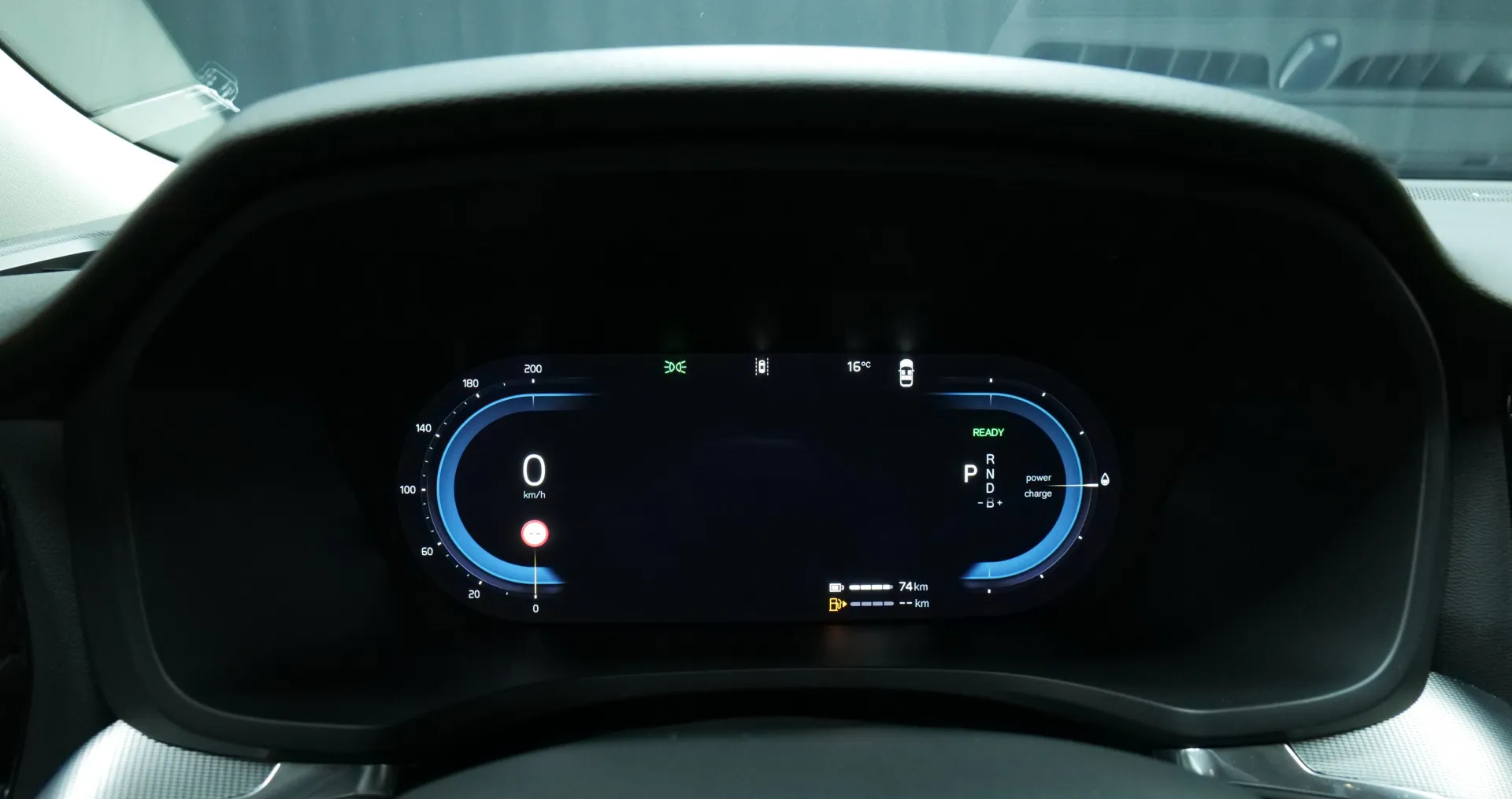 Autokuva 6 - RXH-528