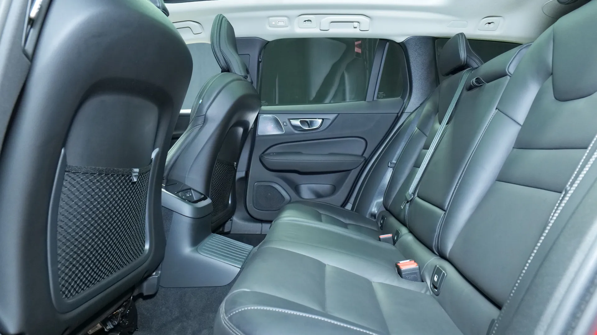 Autokuva 16 - RXJ-294