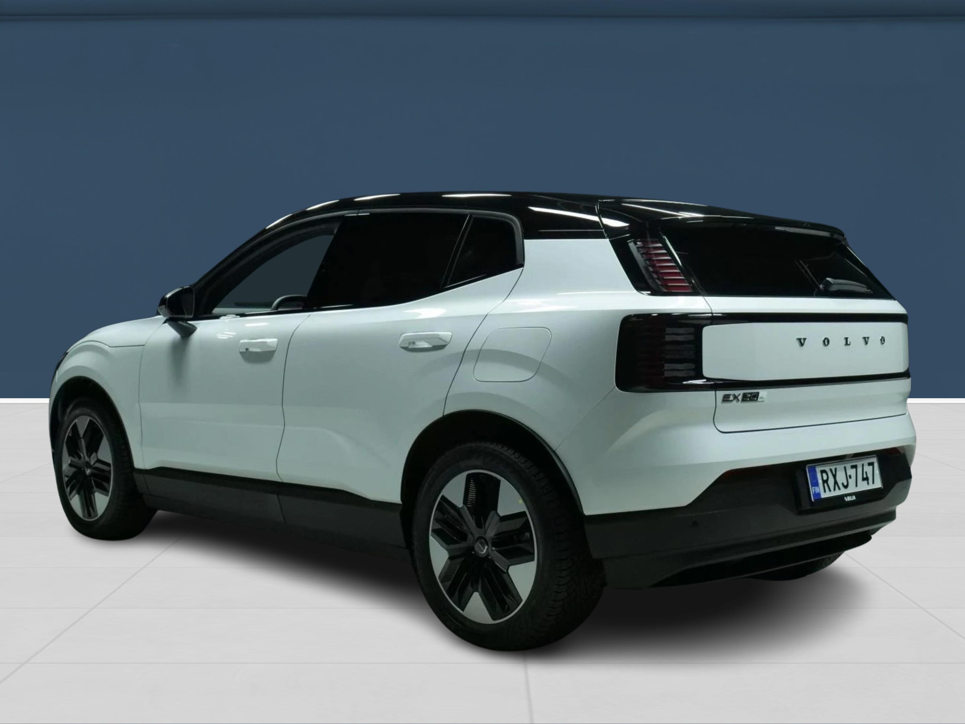 Volvo EX30 Twin Performance Plus 2025, kuva 6/18