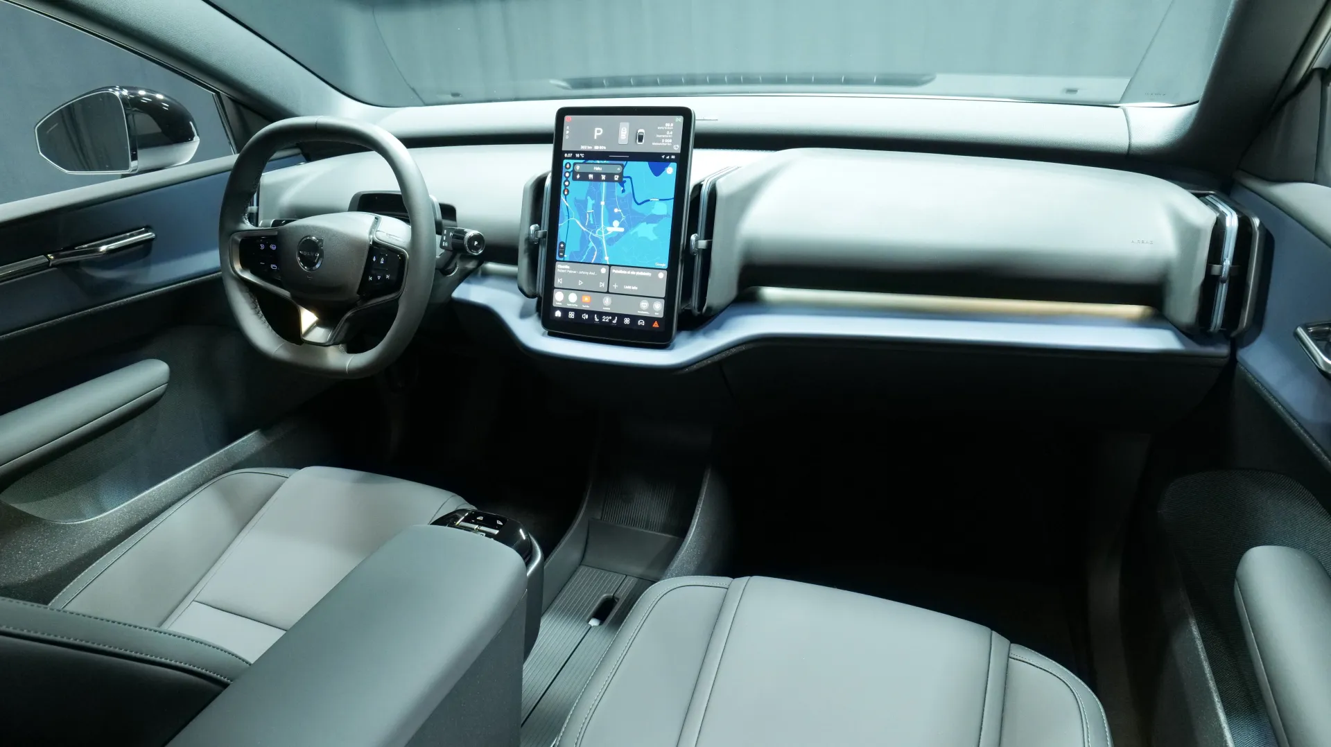 Autokuva 3 - RXJ-747