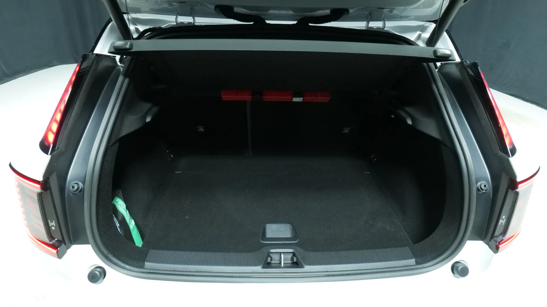 Autokuva 15 - RXJ-747